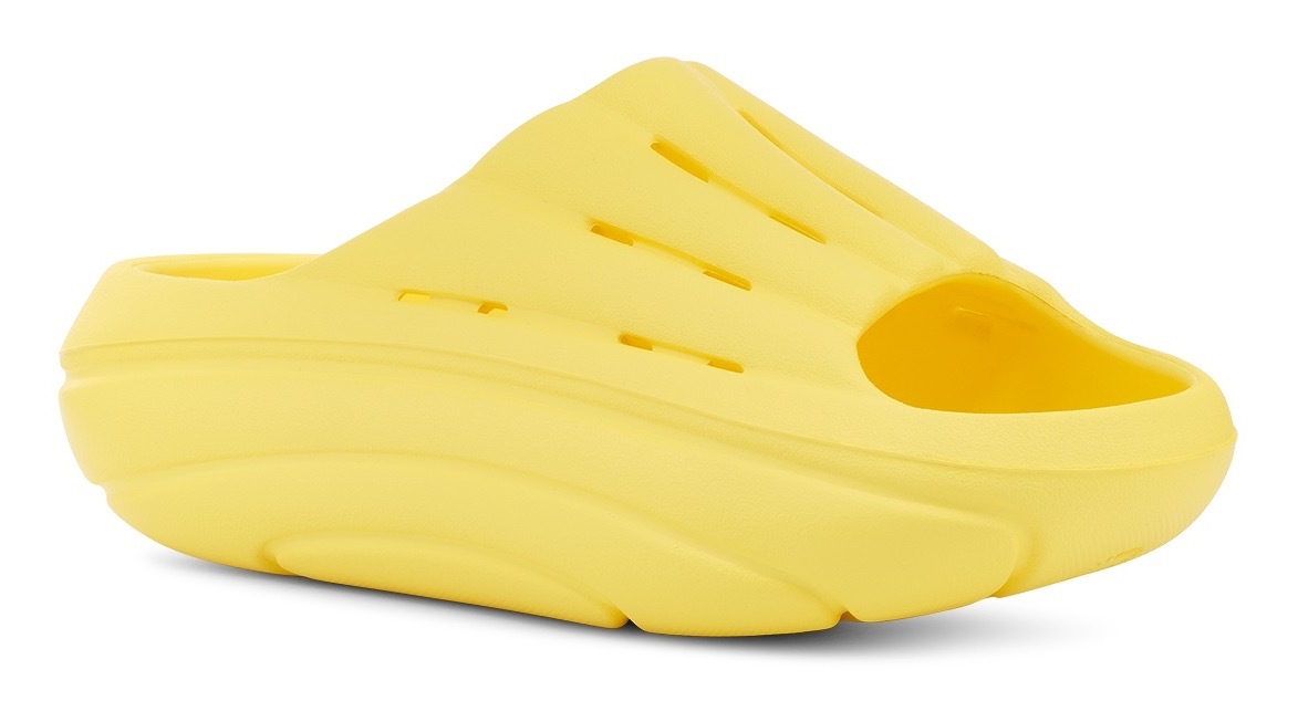 UGG Badepantolette »W FOAMO SLIDE«, mit Plateau kaufen