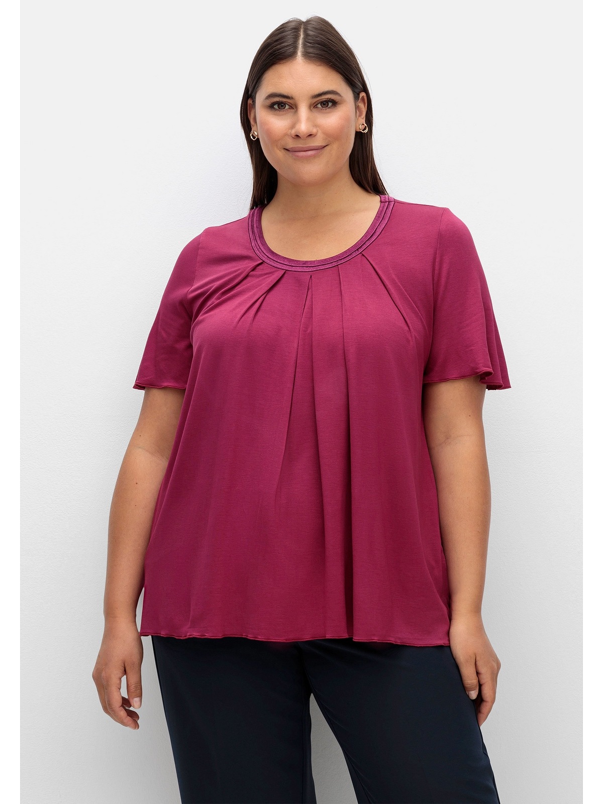 »Große A-Linie mit dekorativer Größen«, T-Shirt Blende in Sheego kaufen