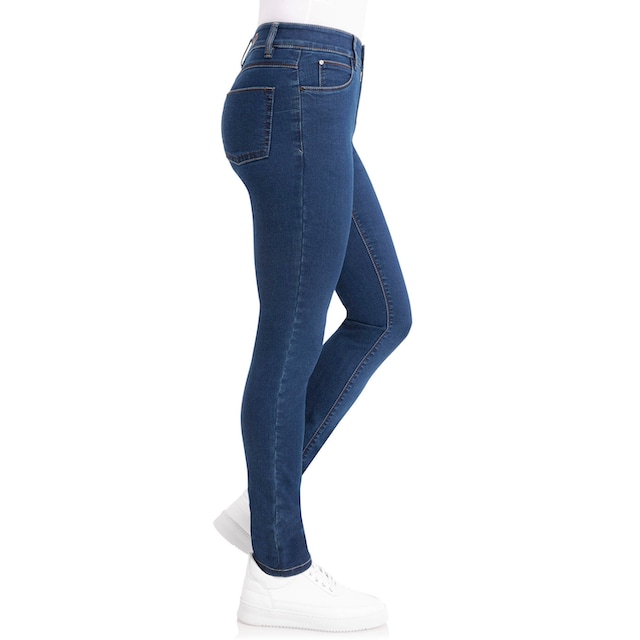 wonderjeans Slim-fit-Jeans »Classic-Slim«, Klassischer gerader Schnitt  kaufen | I\'m walking