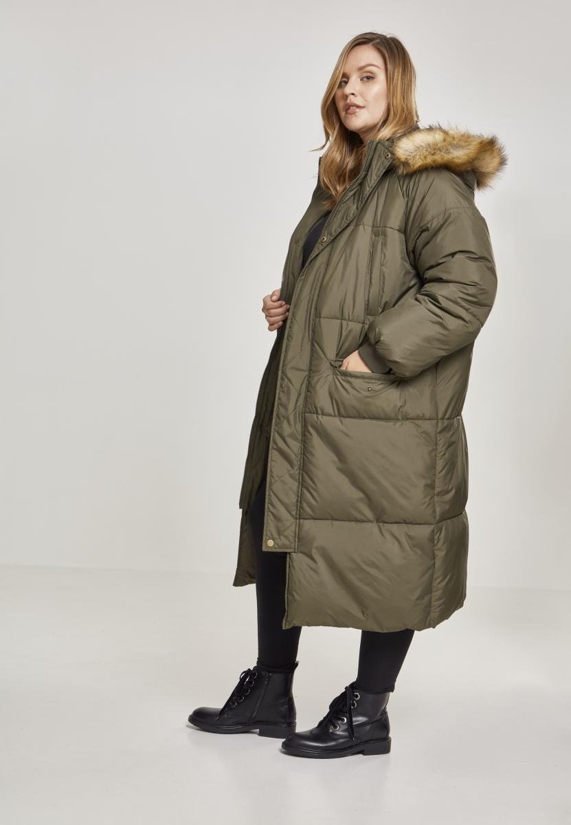 URBAN CLASSICS Winterjacke »Damen Ladies Oversize Faux Fur Puffer Coat«, (1  St.), mit Kapuze kaufen | I\'m walking
