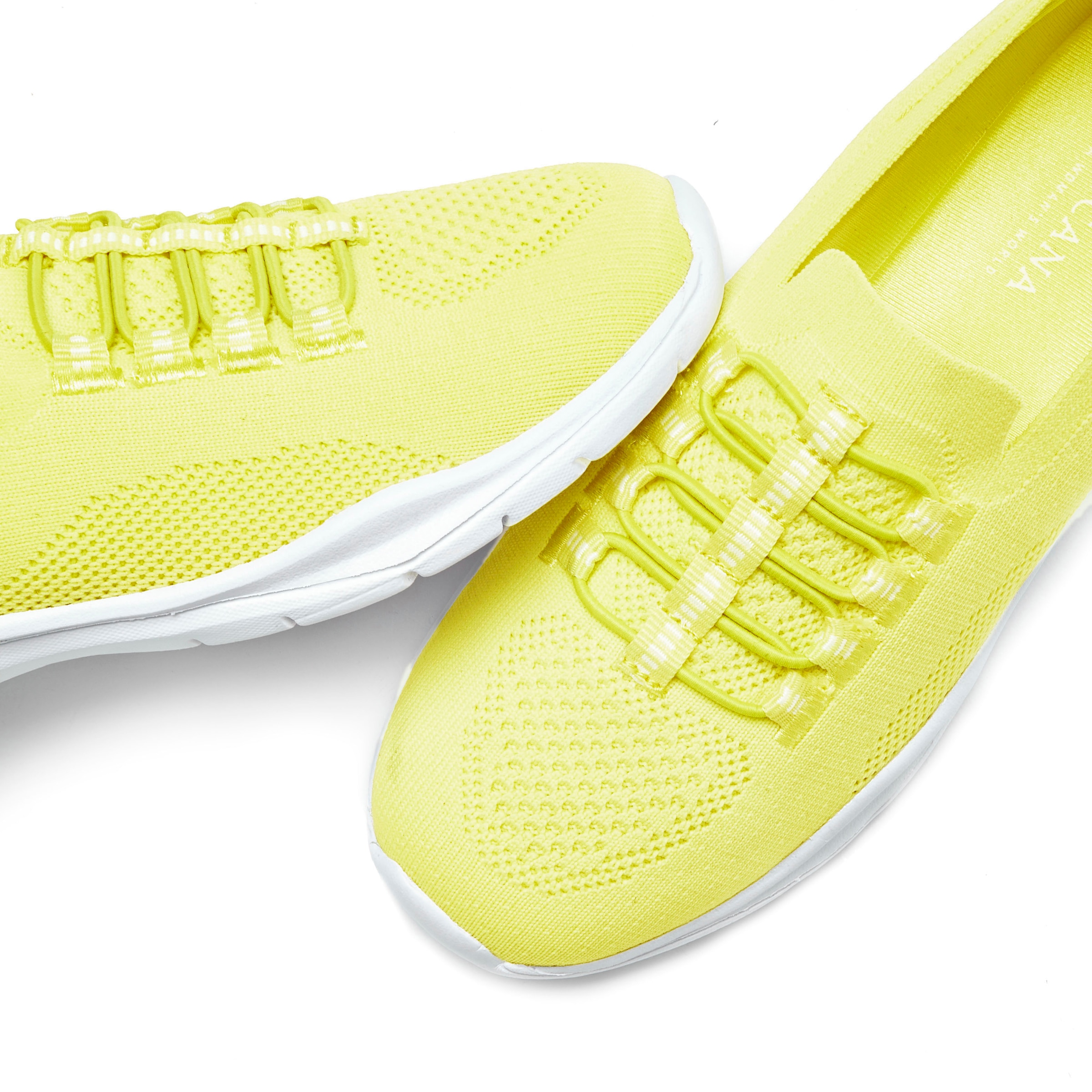 LASCANA Sneaker, Slip In bequem zum Reinschlüpfen aus leichtem Meshmaterial VEGAN