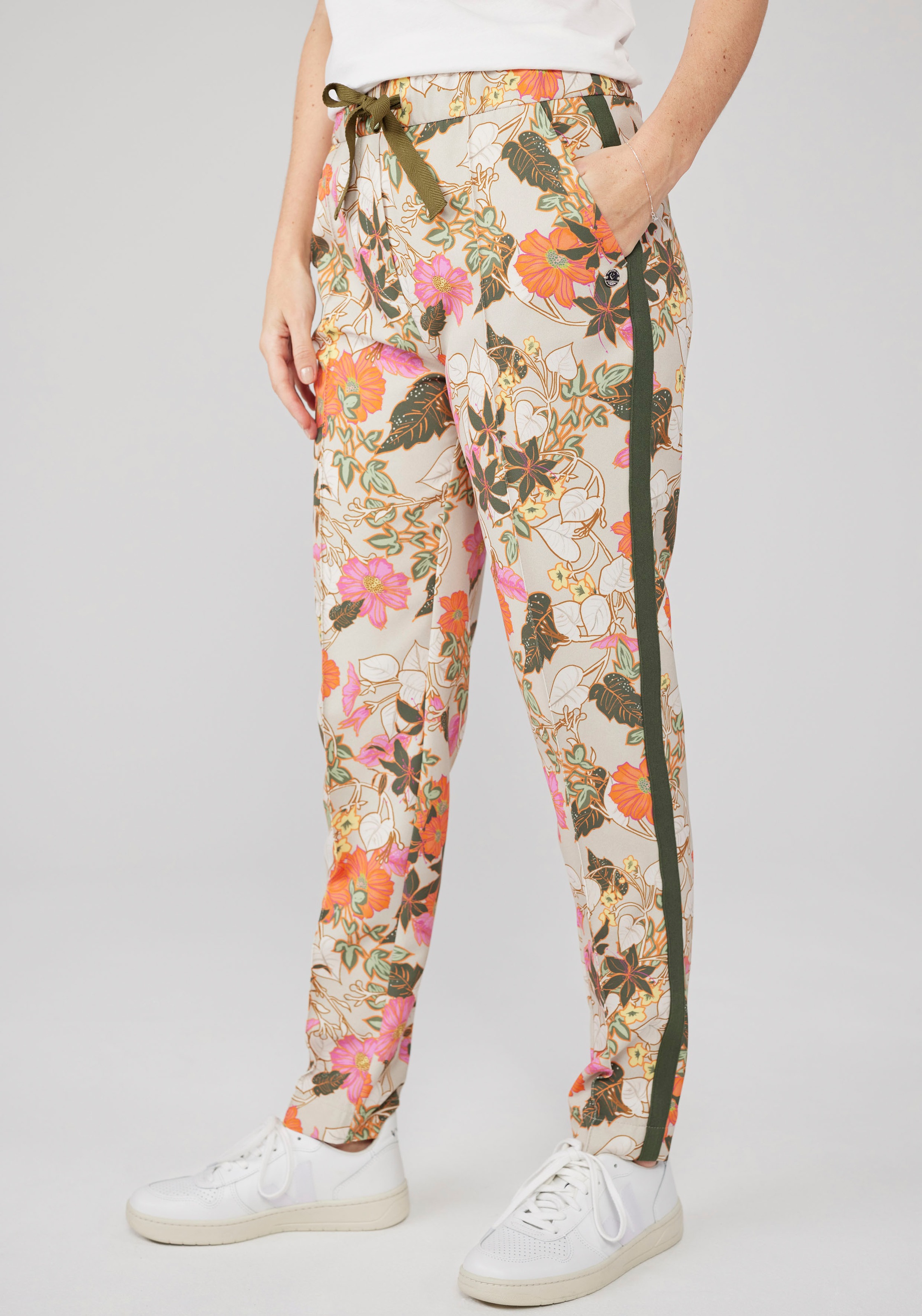 Lieblingsstück Jogger Pants »Honey HoneyH«, mit Blumendruck kaufen