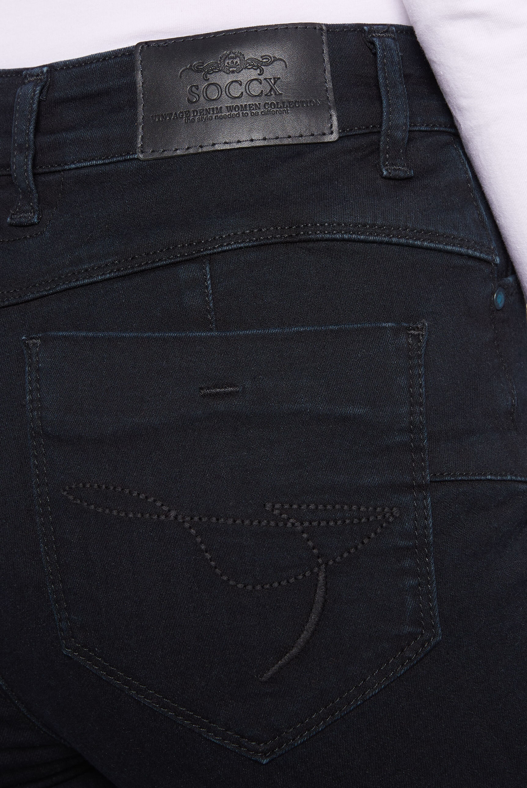 SOCCX Slim-fit-Jeans, online mit Stretch-Anteil