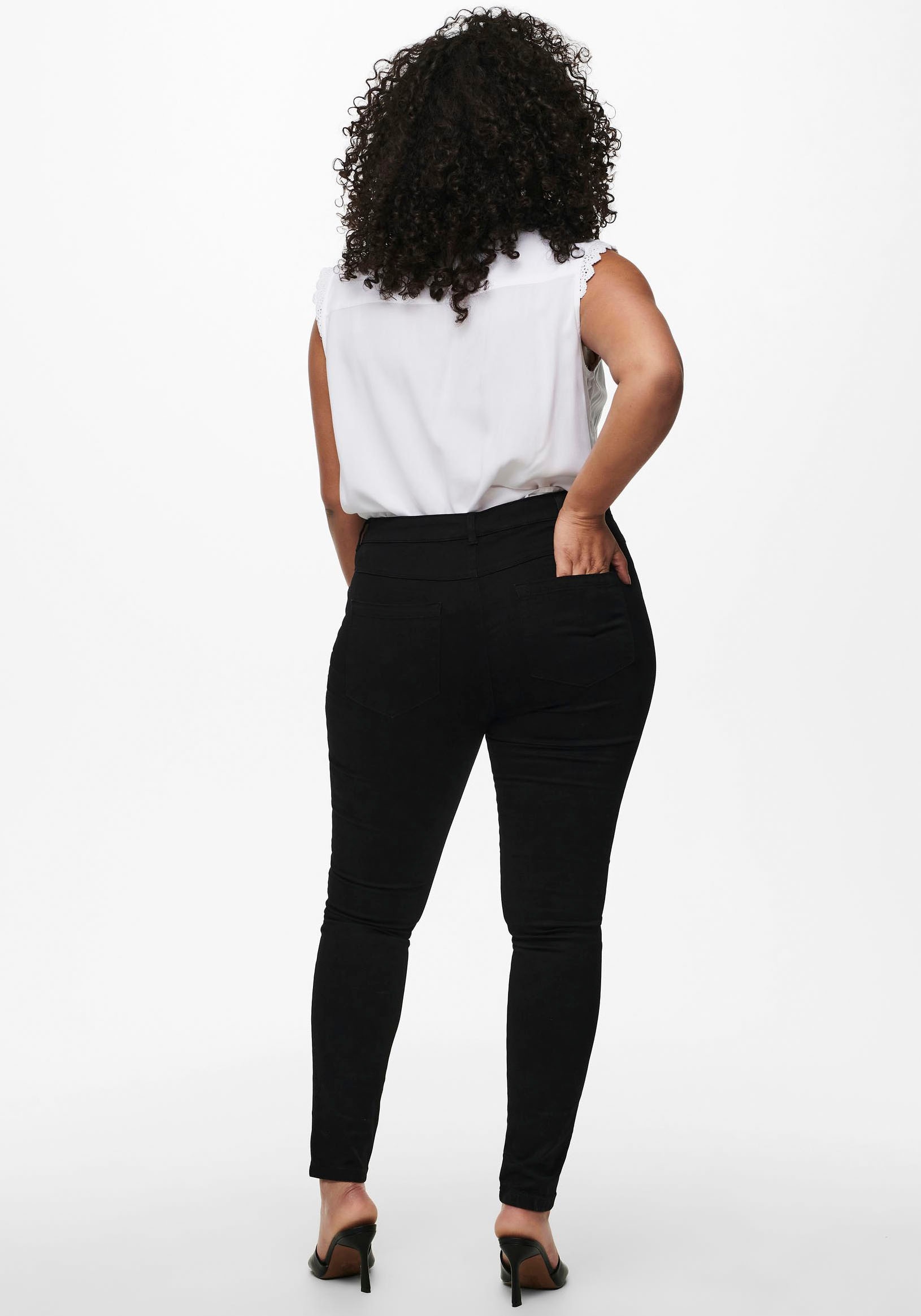ONLY CARMAKOMA High-waist-Jeans »CARAUGUSTA HW SK DNM« shoppen | Stretchjeans