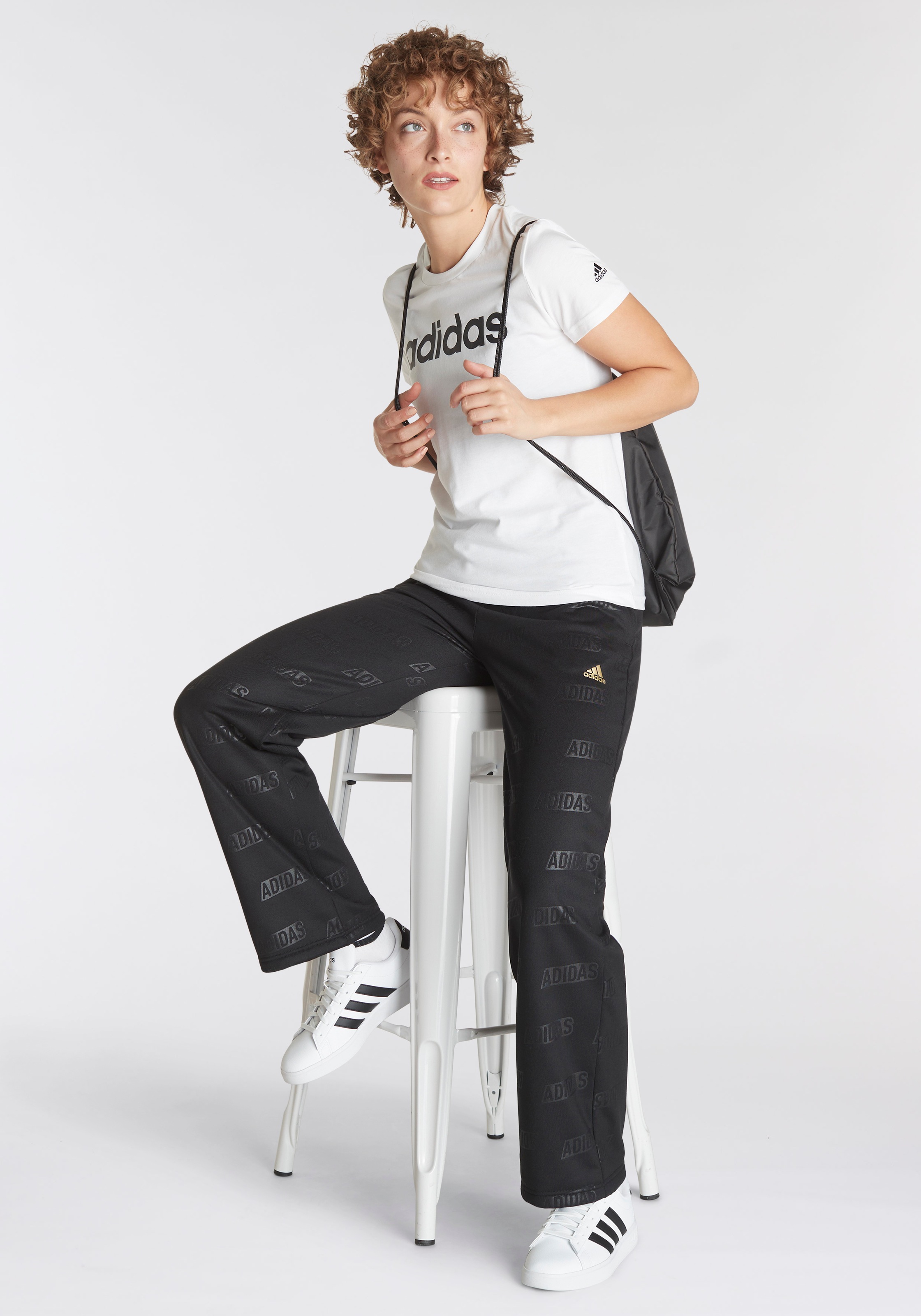 adidas Sportswear Sporthose »W BLUV Q4 PT«, (1 tlg.) online kaufen | I'm  walking