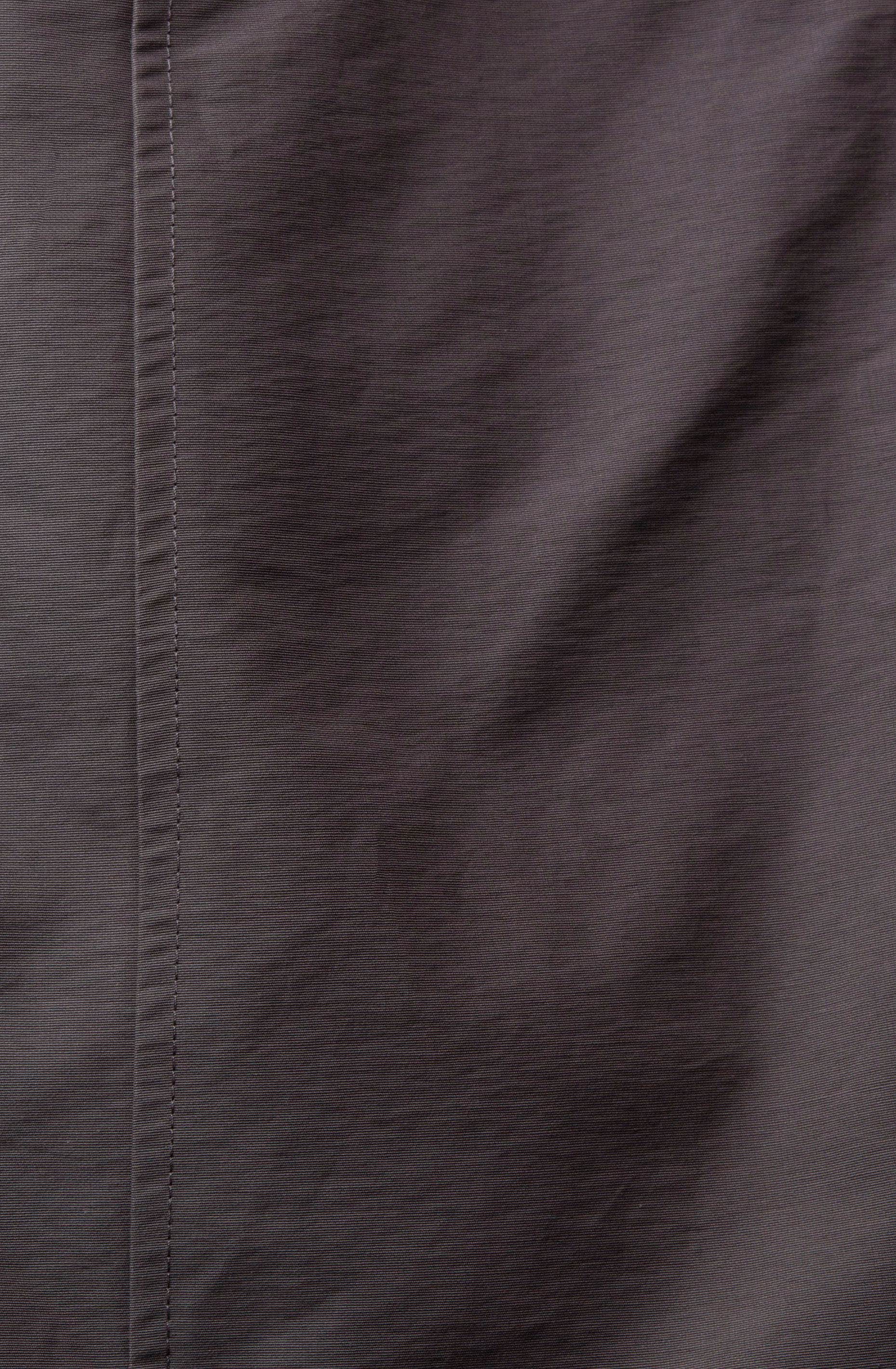 Esprit Parka, mit und Reißverschluss-Innentasche praktischer Daunenfüllung mit shoppen Kapuze, warmer