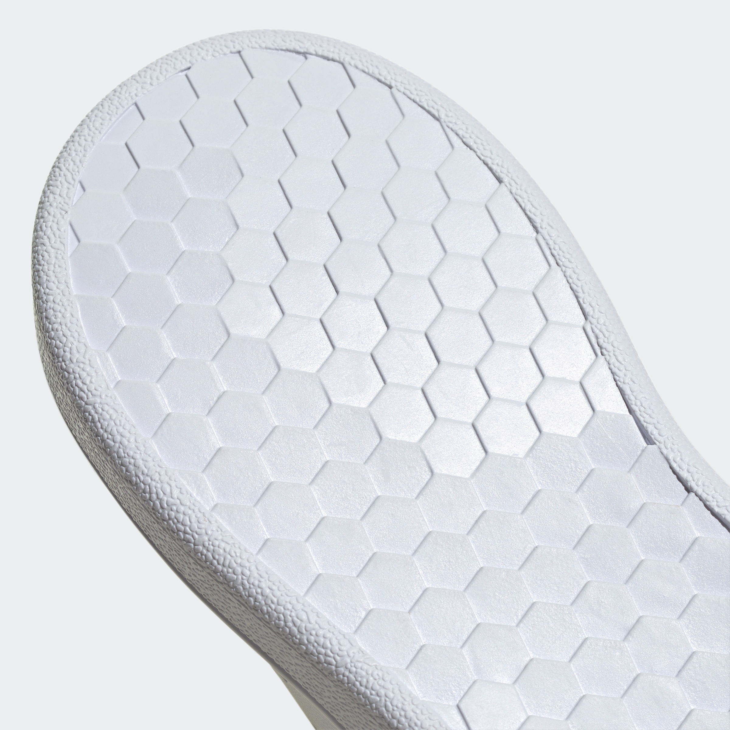 adidas Sportswear Sneaker »ADVANTAGE LIFESTYLE COURT TWO HOOK-AND-LOOP«, Design  auf den Spuren des adidas Stan Smith für Kids | aktuell bei I\'m walking