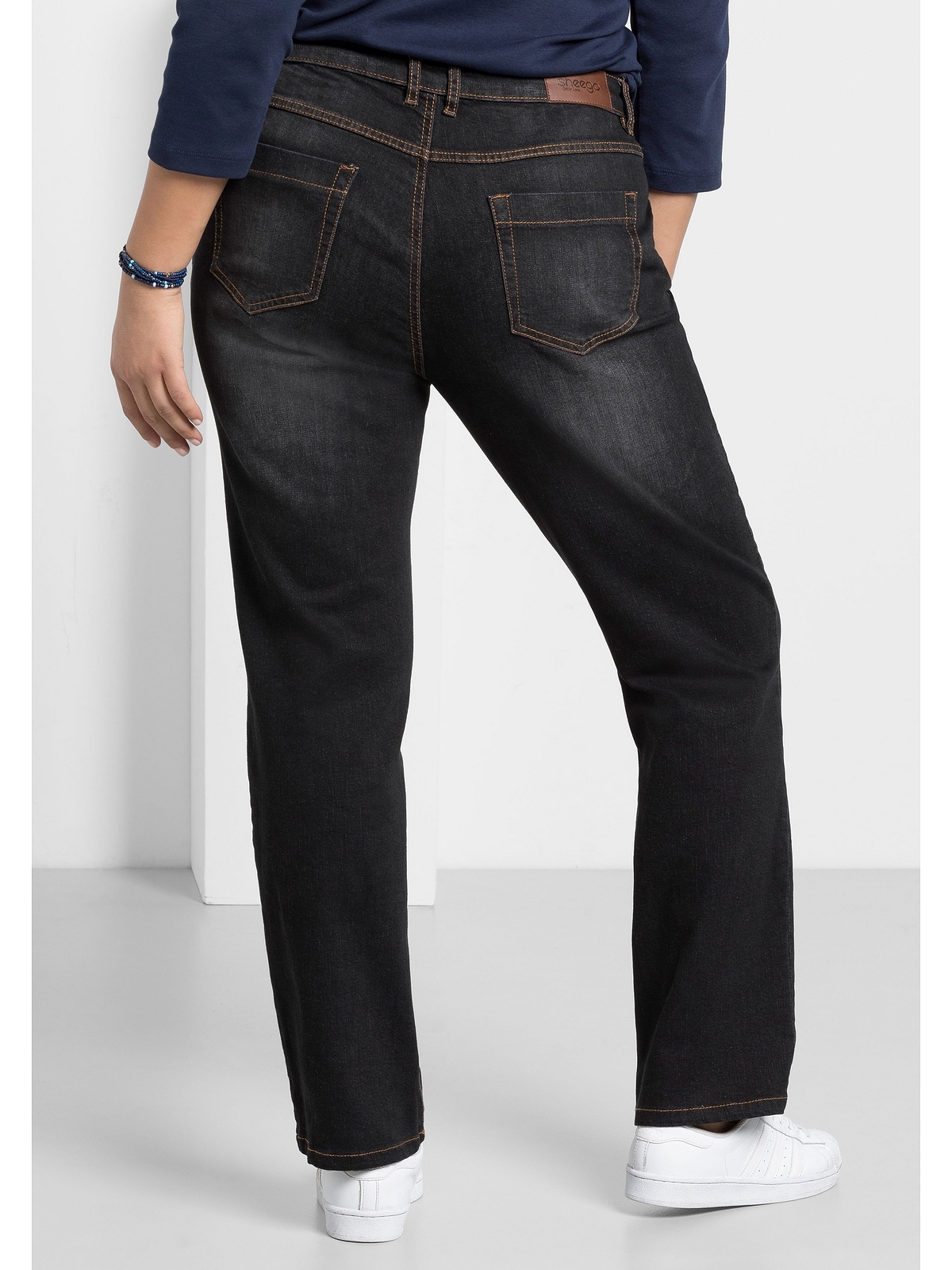 Sheego Stretch-Jeans mit kaufen Größen«, Used-Effekten Gerade« | I\'m »Die »Große walking