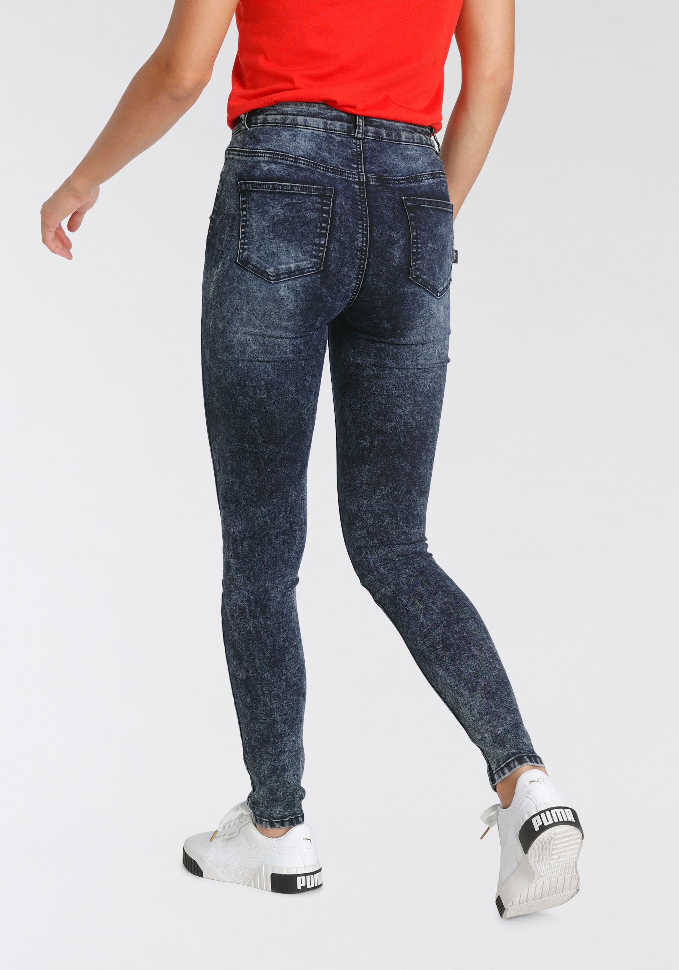 Arizona Skinny-fit-Jeans »Ultra Stretch moon washed«, Moonwashed Jeans  shoppen | I'm walking