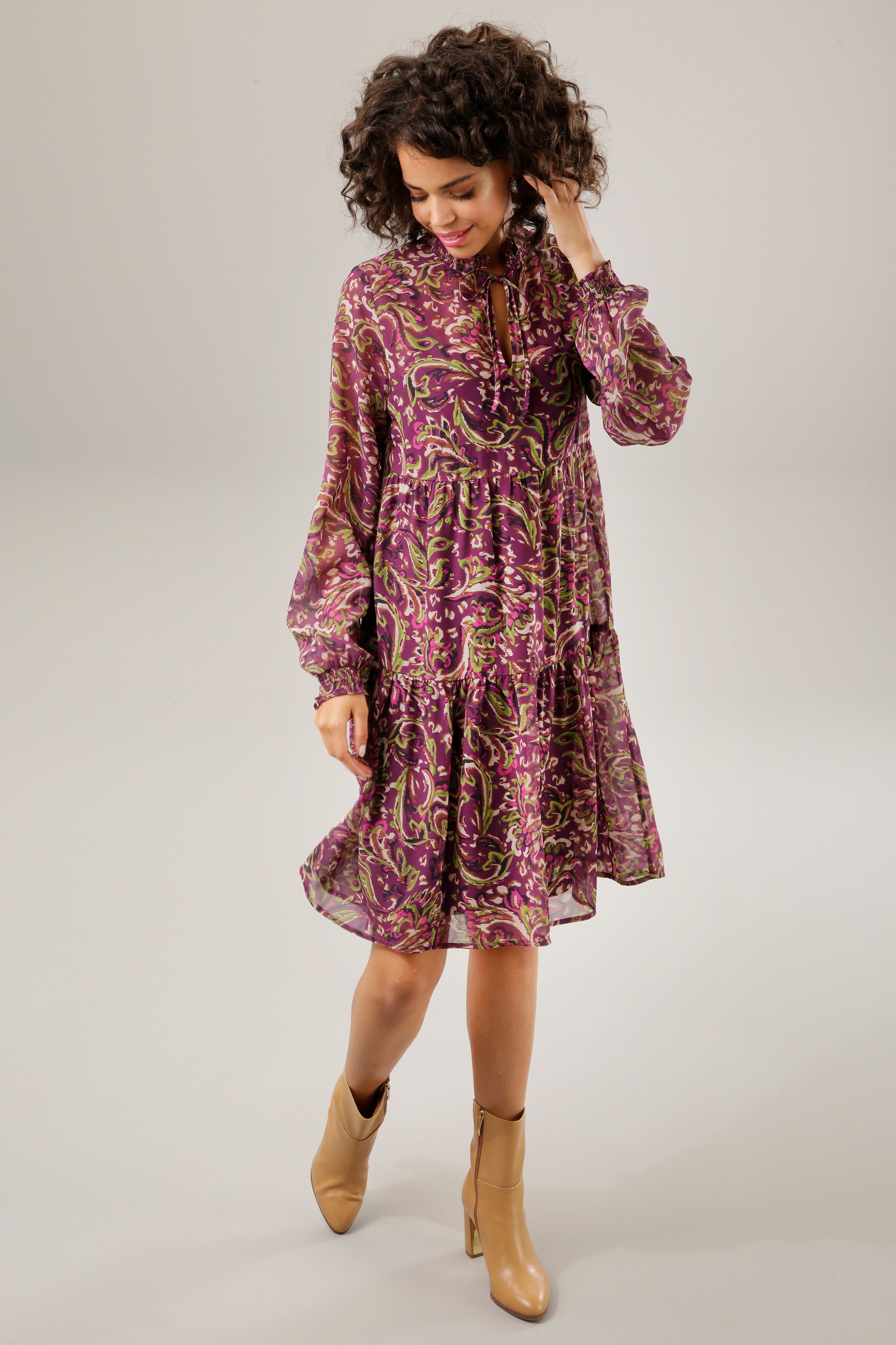 Aniston CASUAL Blusenkleid, farbenfrohem, bestellen mit Druck graphischem