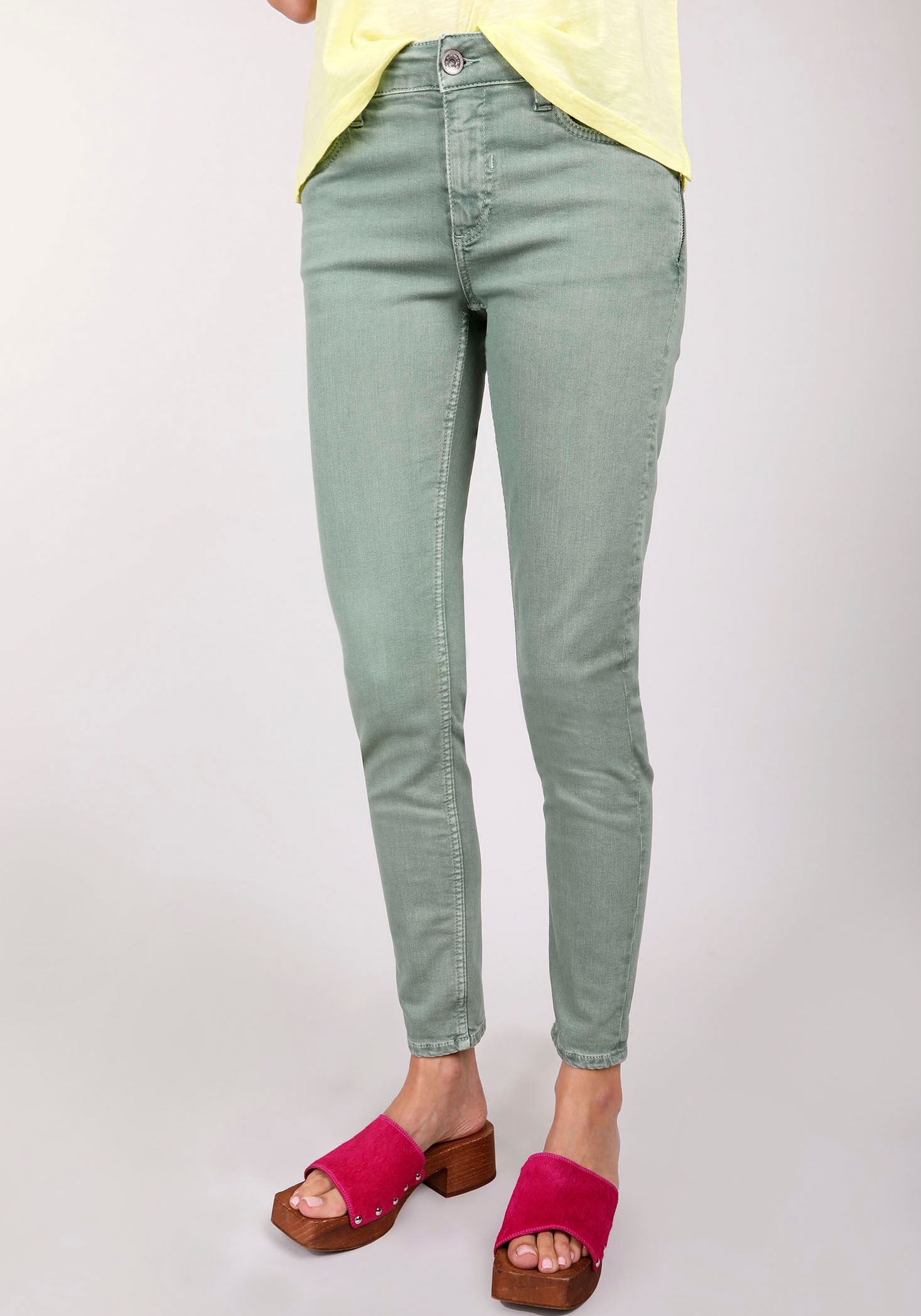 BLUE FIRE Skinny-fit-Jeans »CHLOE«, mit Reißverschluß-Detail an der Eingrifftasche kaufen