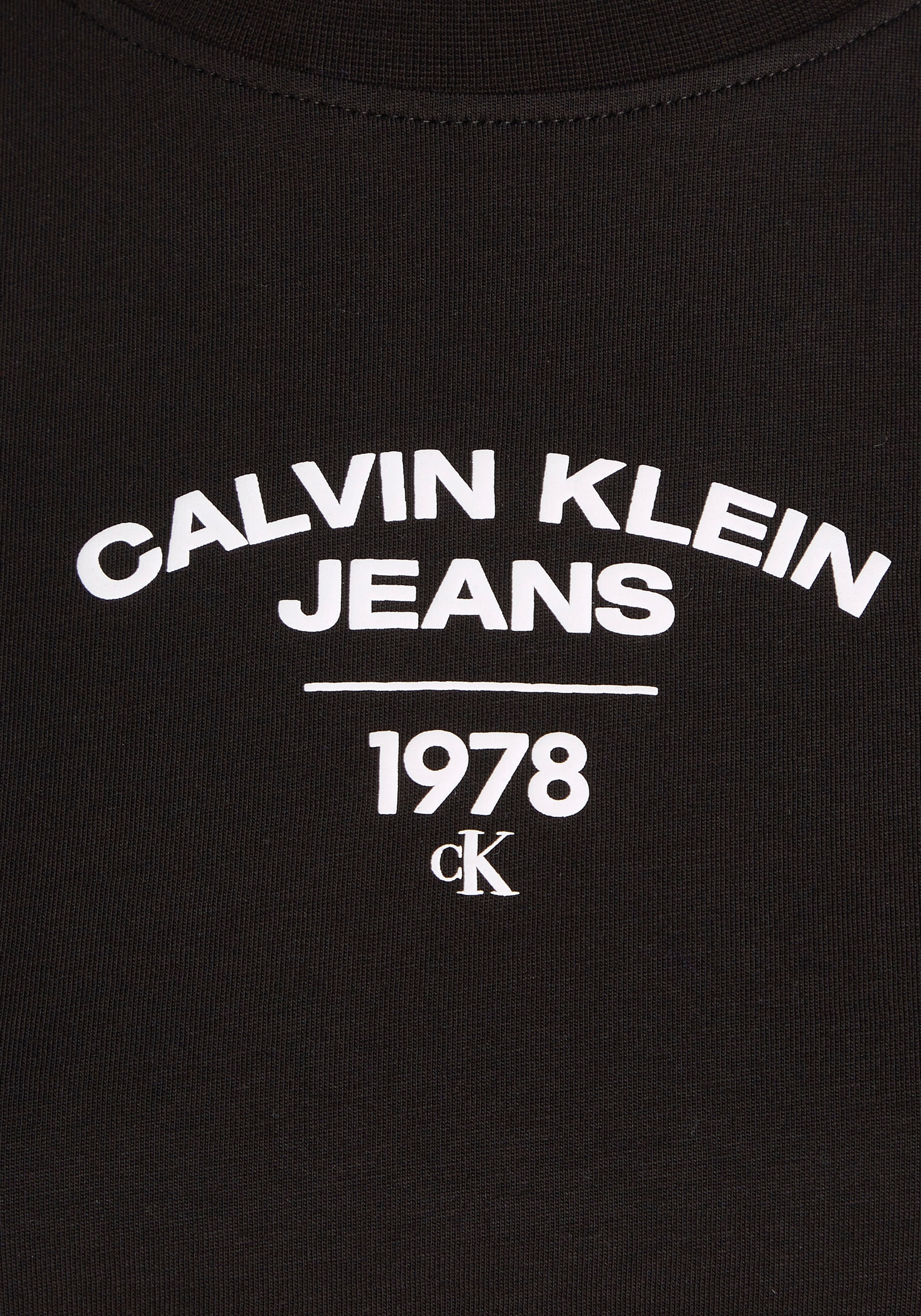 Calvin Klein Jeans T-Shirt »VARSITY LOGO BABY TEE« shoppen | I'm walking