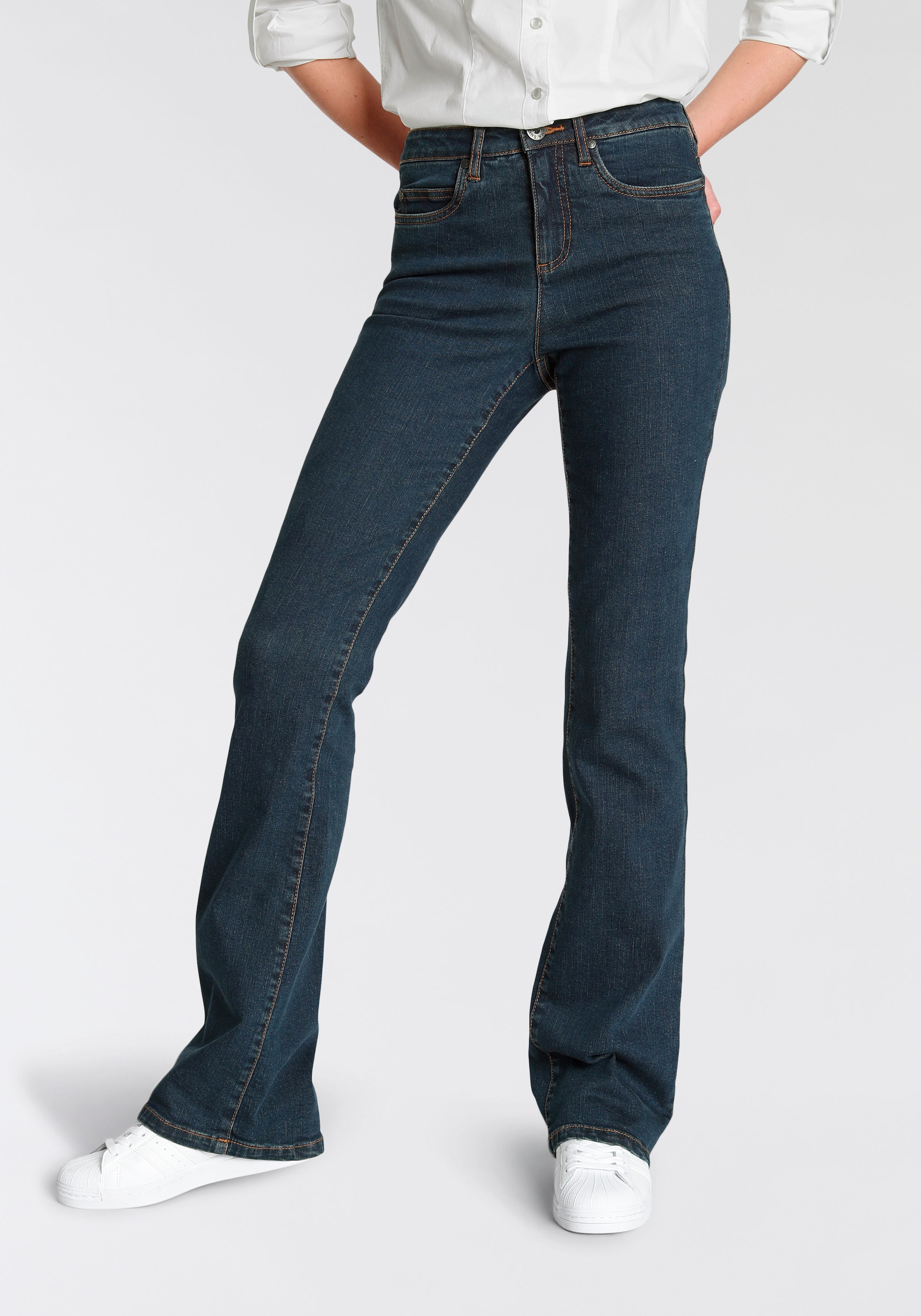 Arizona Bootcut-Jeans »Comfort-Fit«, High Waist bestellen I\'m walking 