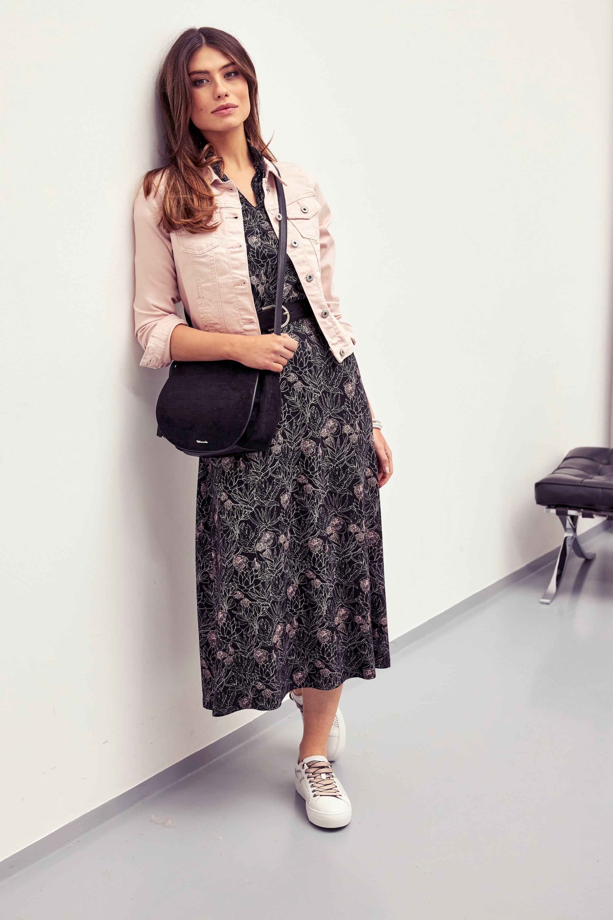 Jerseykleid, modischer in Laura Scott online Midi-Länge