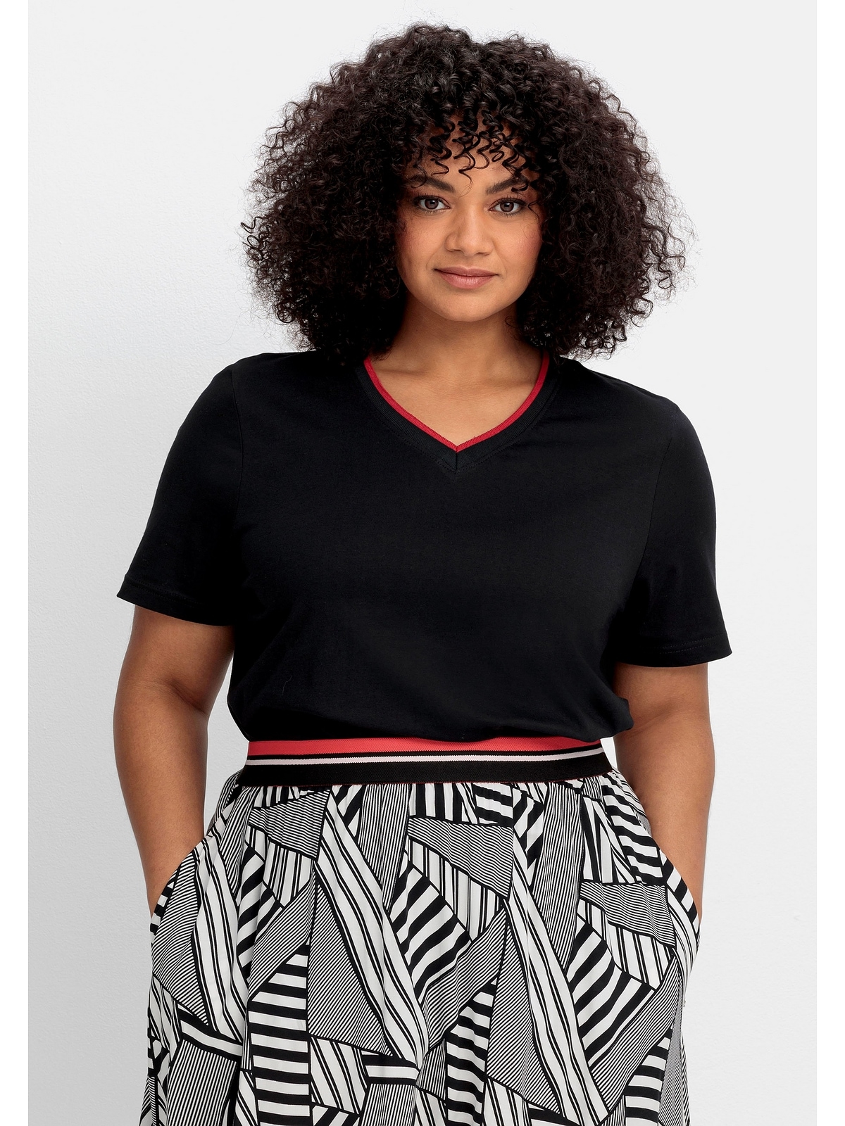 Sheego T-Shirt »Große Größen«, Rücken dem shoppen mit Statementprint auf
