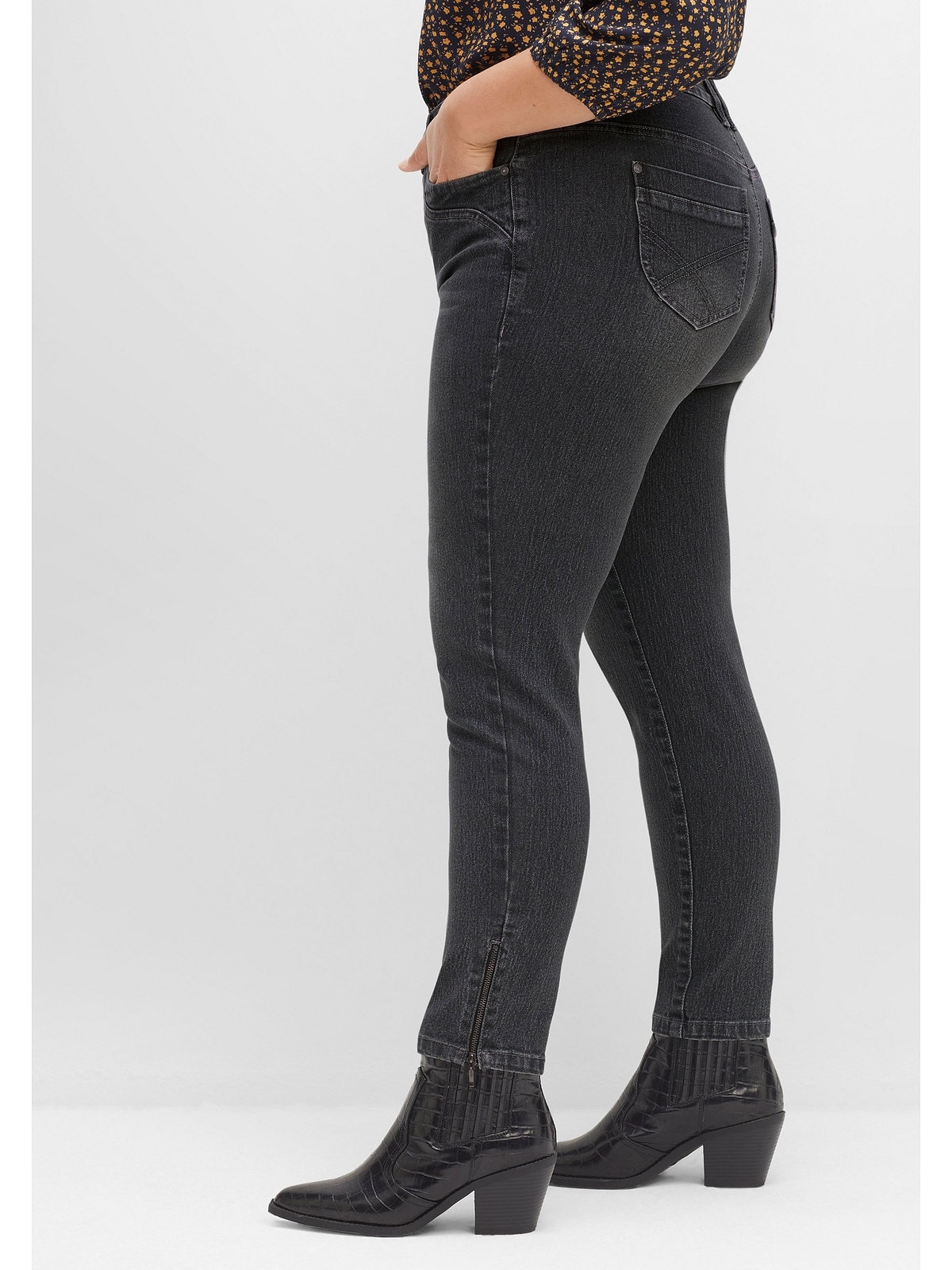 online Sheego am mit »Große Größen«, Stretch-Jeans Saumabschluss Zippern