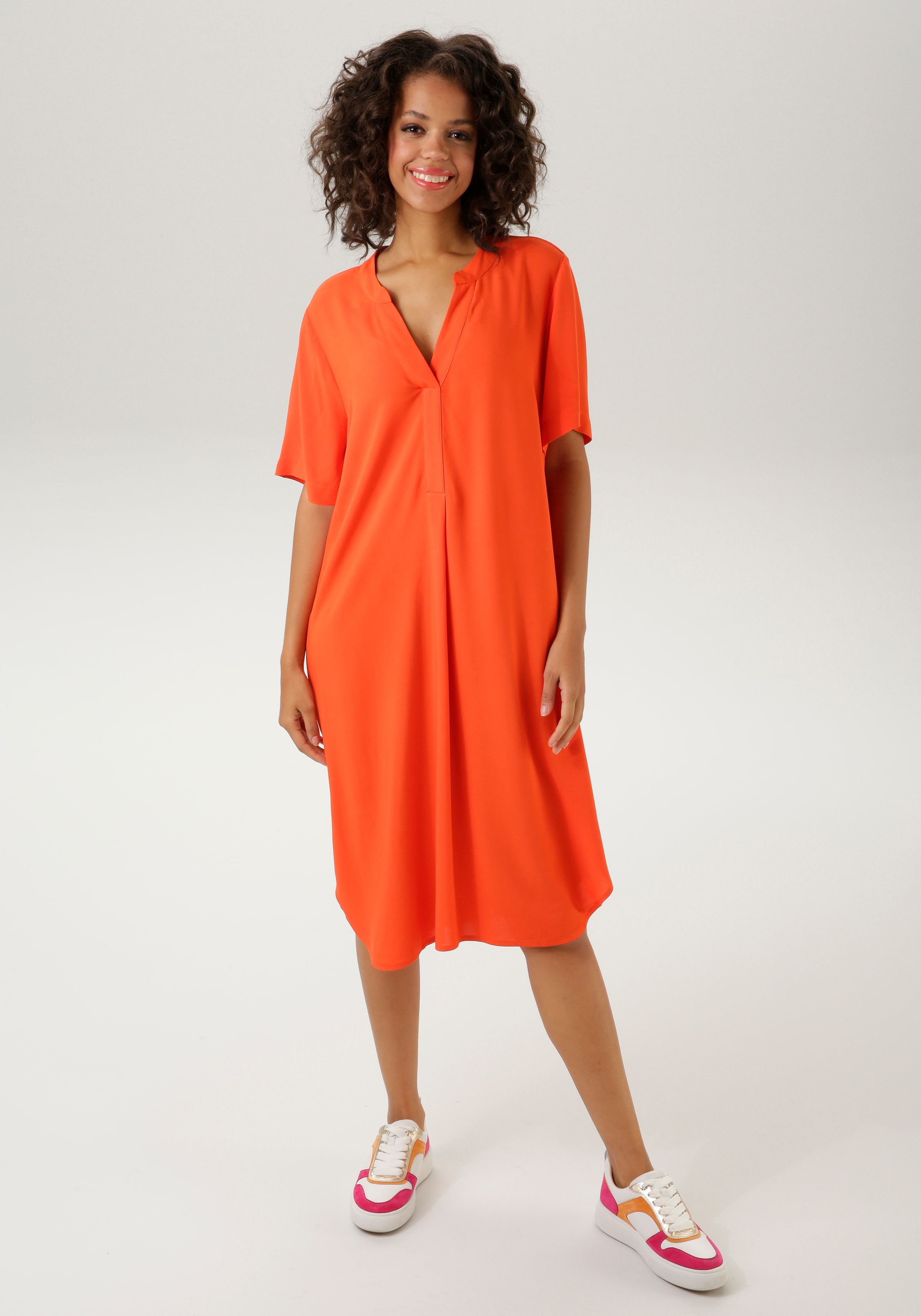 Aniston CASUAL Blusenkleid, walking online kaufen I\'m | KOLLEKTION NEUE trendigen Farben - in