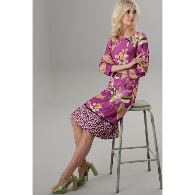 Aniston SELECTED Jerseykleid, mit aufgedruckter Bordüre im Retro-Muster  shoppen | I\'m walking