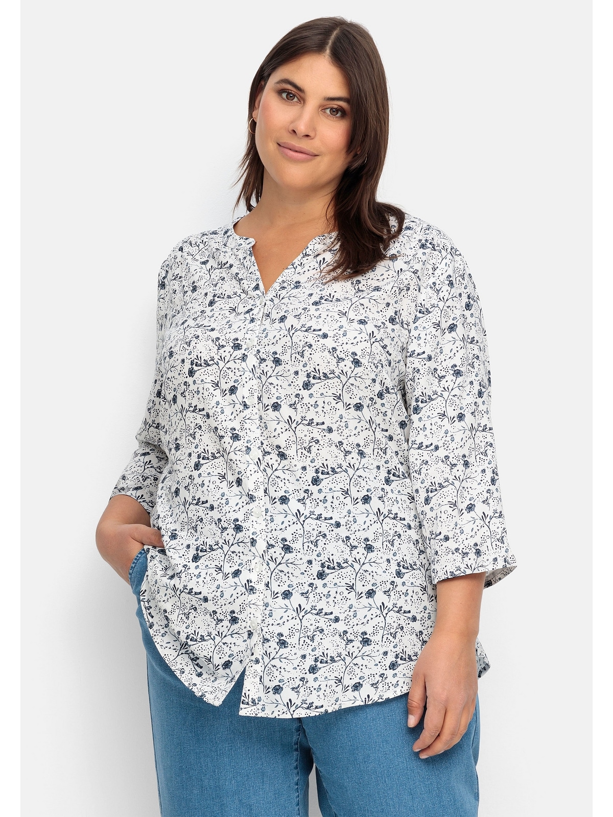 Sheego Shirtbluse »Große Größen«, mit Blumenprint, leicht transparent  bestellen | I\'m walking