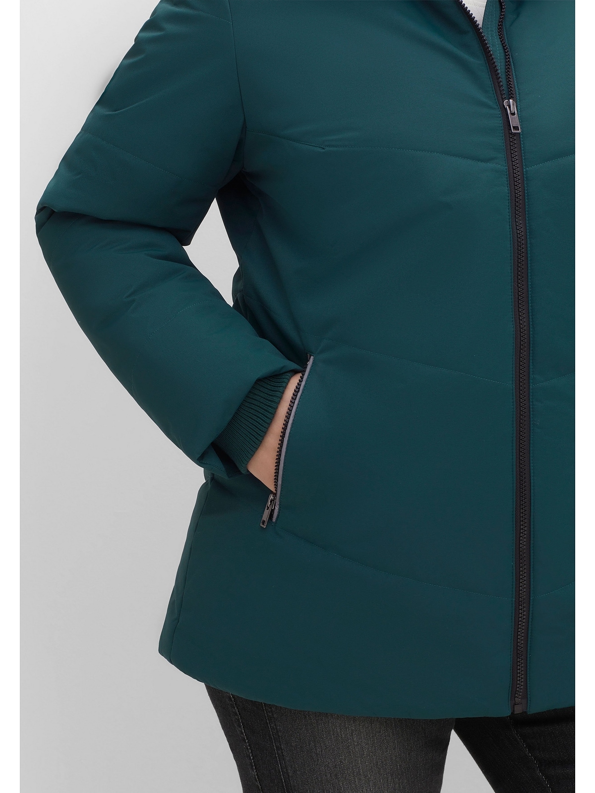 Sheego Outdoorjacke »Große Größen«, ohne Kapuze, mit Stehkragen, leicht  strukturiertes Material online | I\'m walking | Jacken