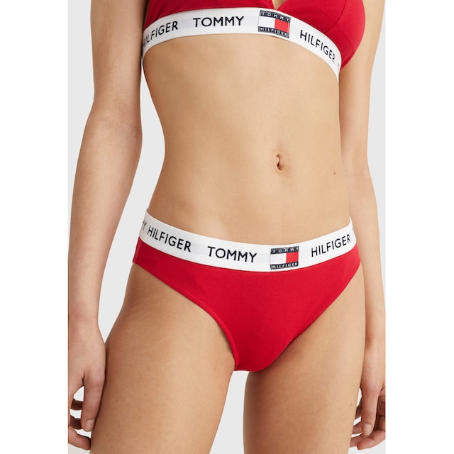 Tommy Hilfiger Underwear Bikinislip »BIKINI«, mit kontrastfabenem Bund &  Tommy Hilfger Logo-Badge & Wäsche auf Rechnung bestellen