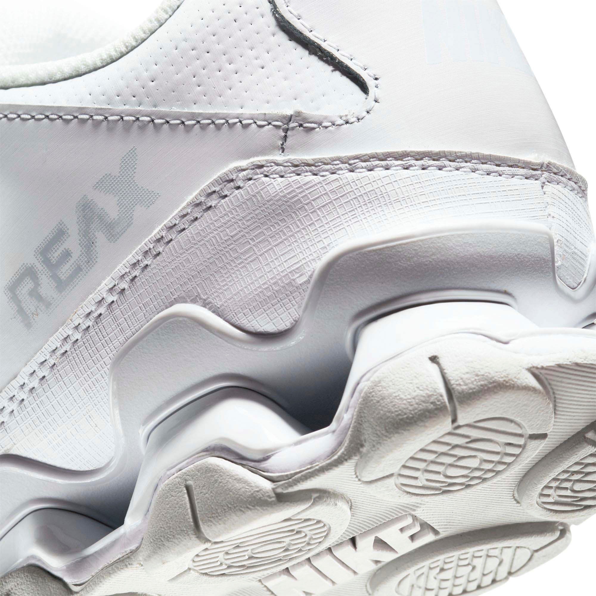 Nike Sneaker »REAX 8 TR« für Männer | imwalking.de