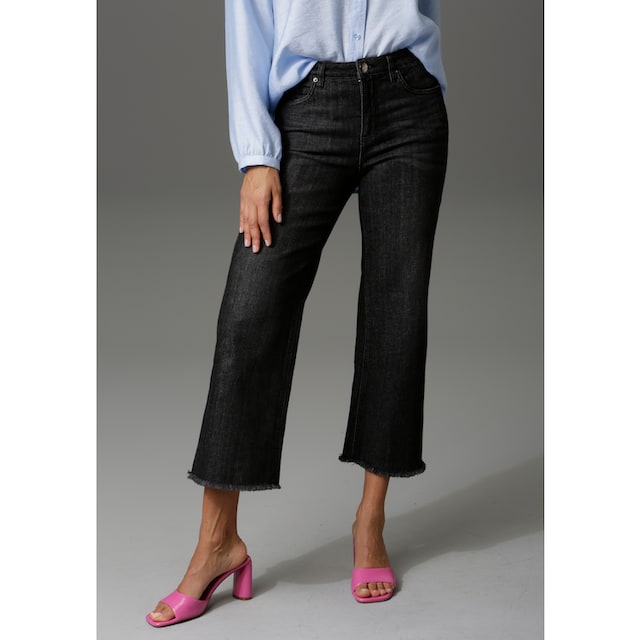 Aniston CASUAL | ausgefranstem walking Beinabschluss kaufen 7/8-Jeans, leicht mit I\'m