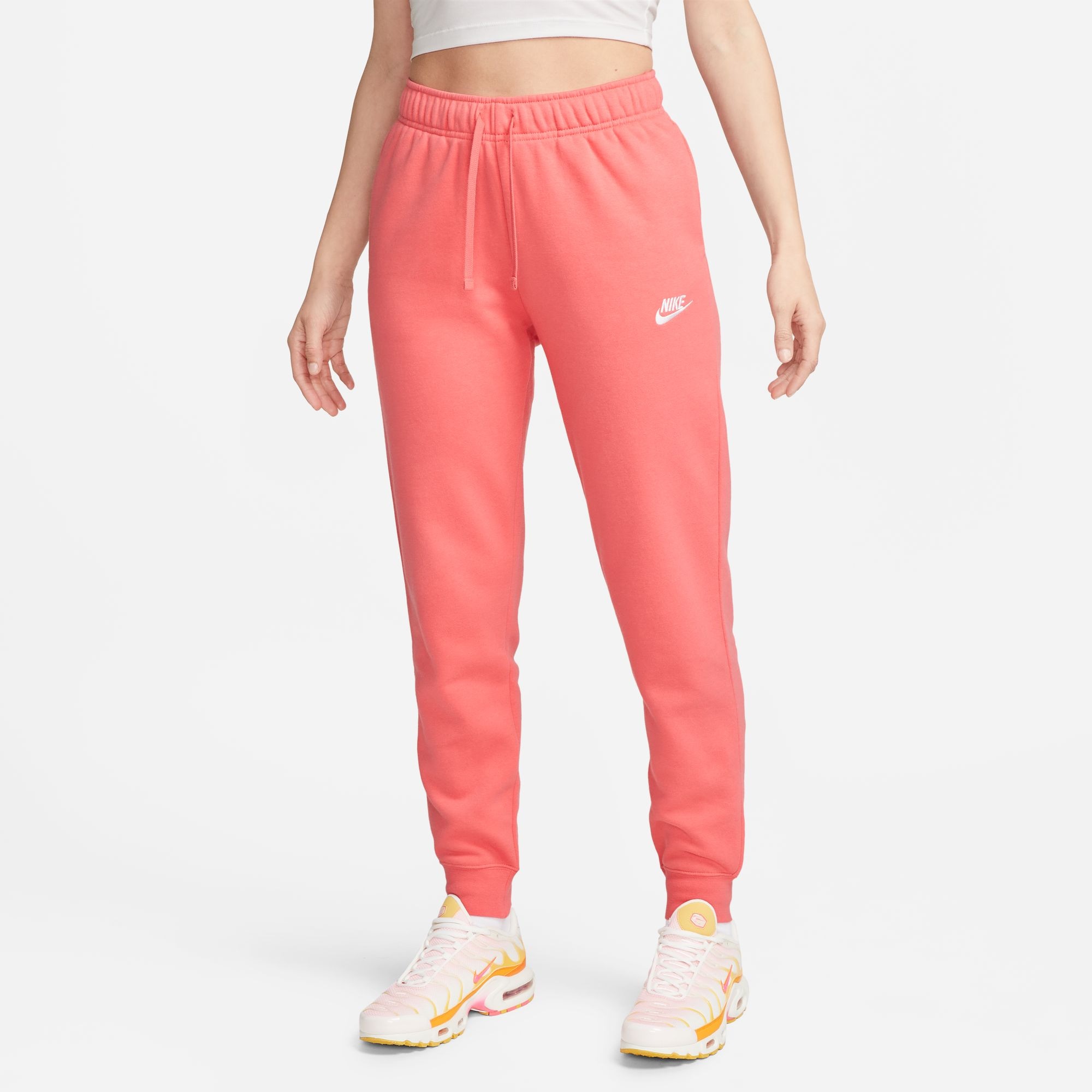 female nike joggers