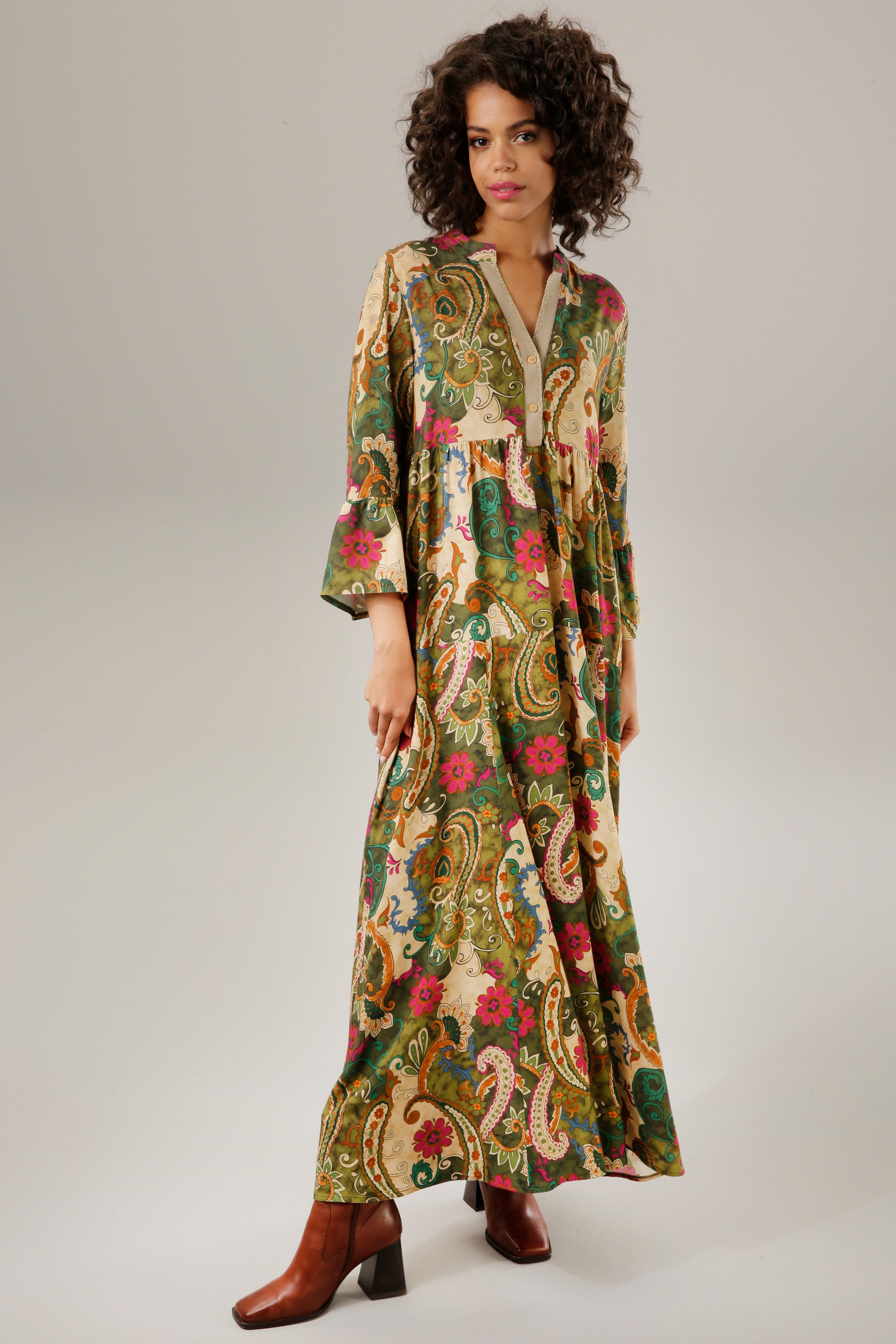Aniston CASUAL Maxikleid, mit farbenfrohem Blumen- und Paisley-Druck online  | I\'m walking | Sommerkleider