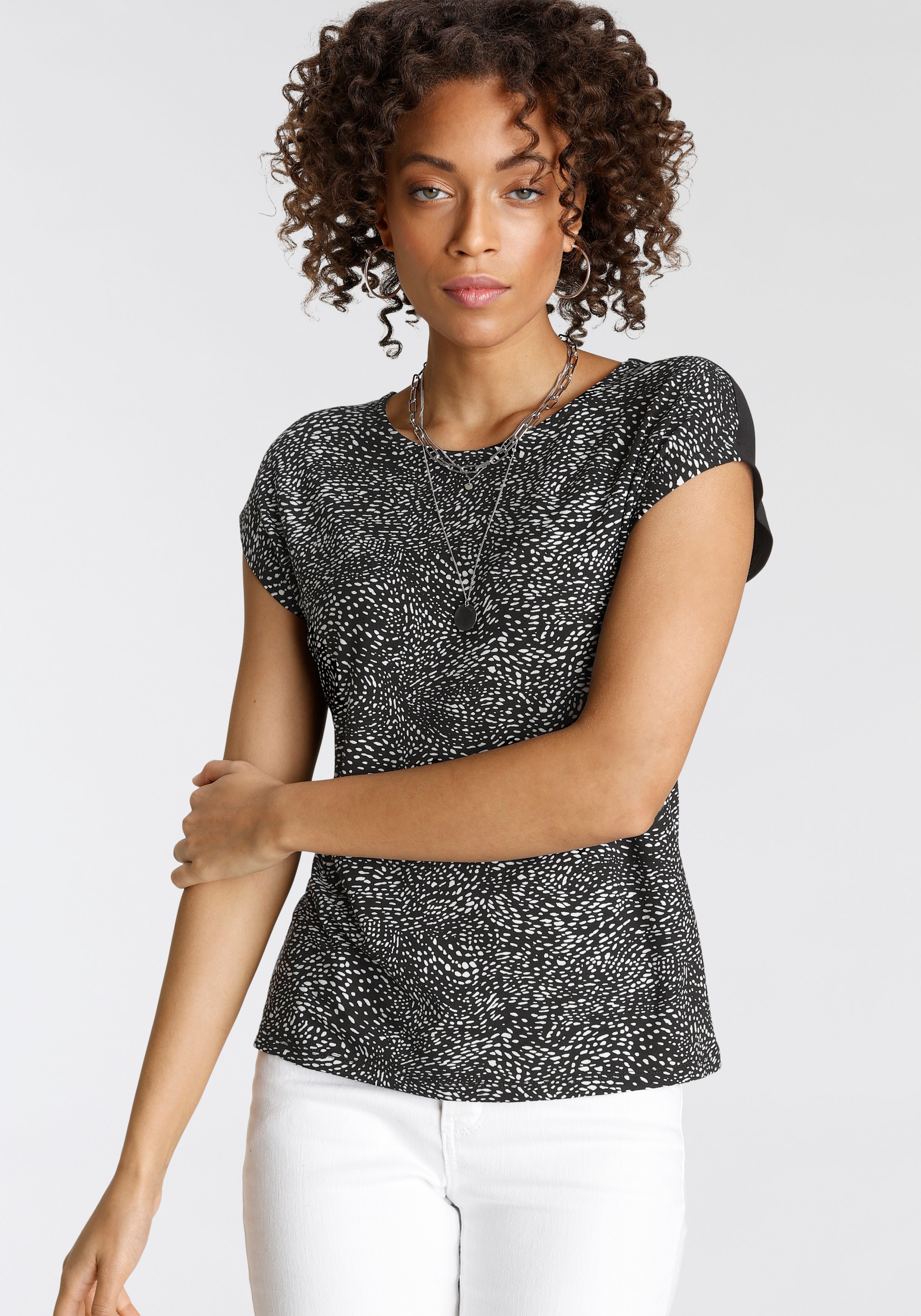 Tamaris Blusenshirt, mit Rundhalsausschnitt - NEUE KOLLEKTION kaufen