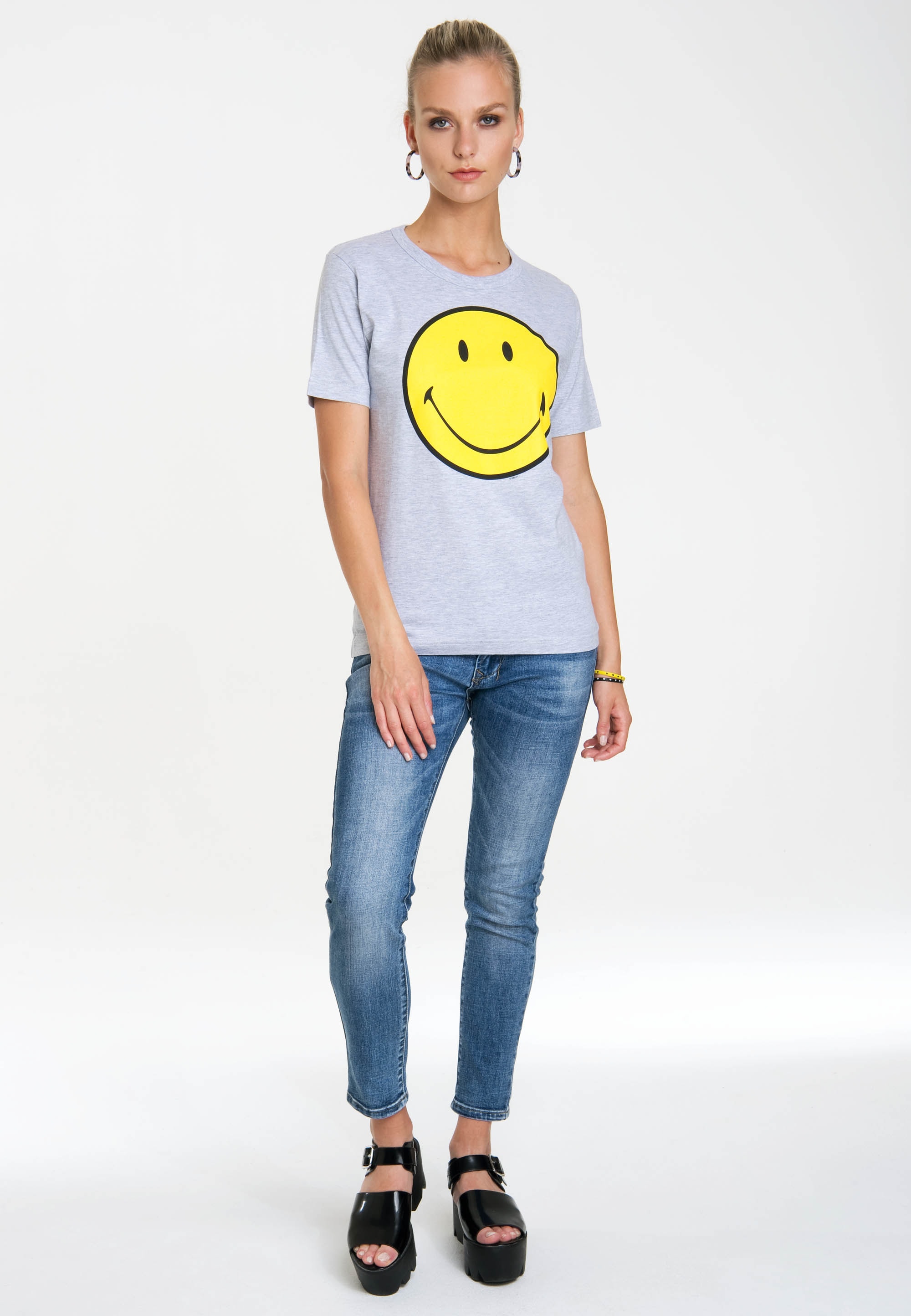 LOGOSHIRT T-Shirt »Smiley«, mit lizenziertem I\'m kaufen walking Originaldesign 
