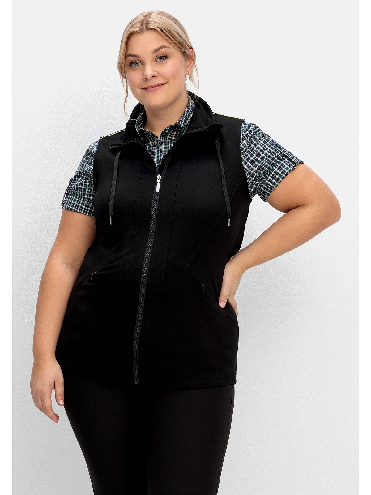 Sheego Funktionsweste »Funktionsweste«, atmungsaktiv und schnelltrocknend kaufen