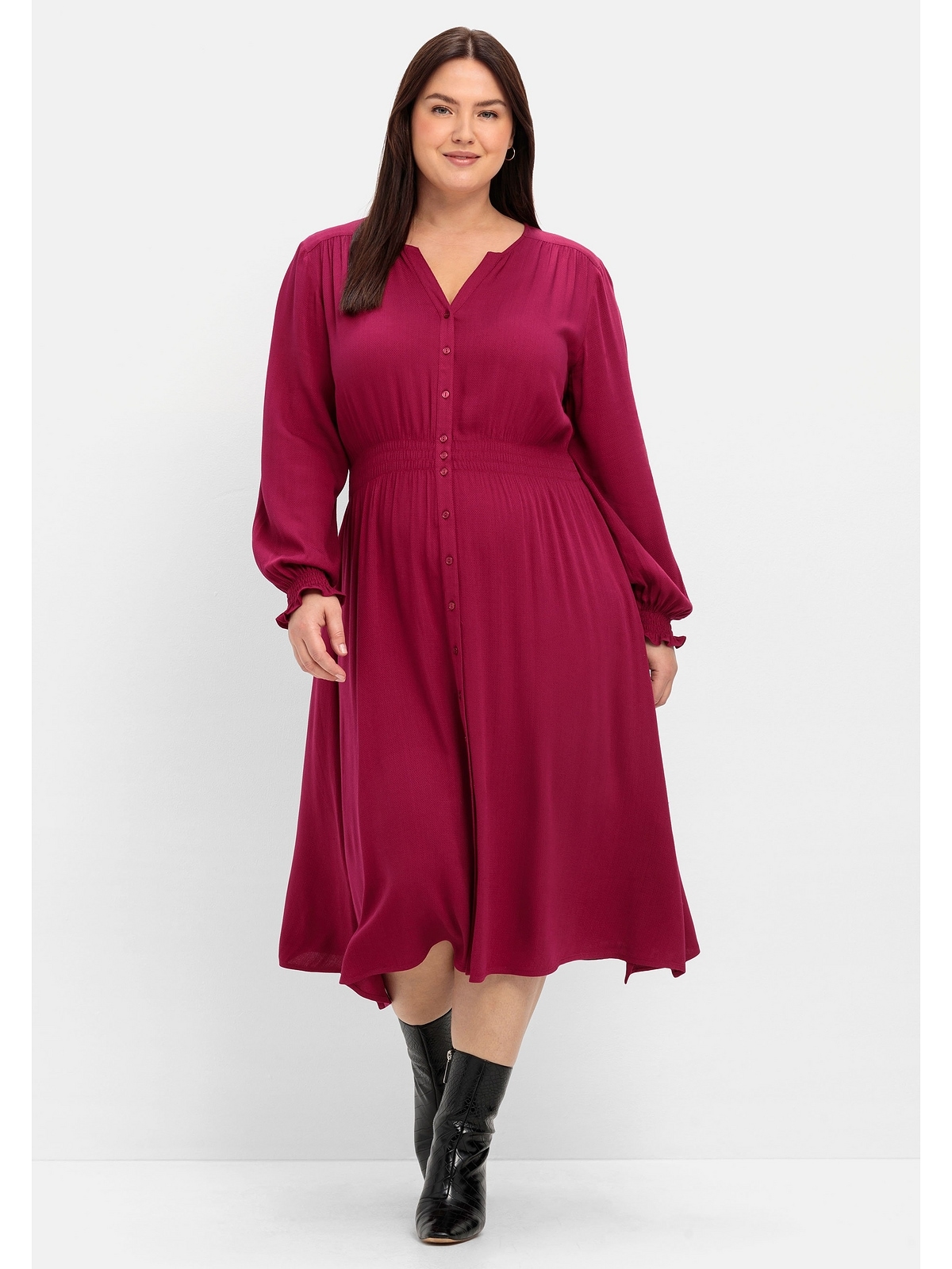 Sheego A-Linien-Kleid »Große Größen«, mit Smok-Details, aus Viskose  bestellen | I\'m walking