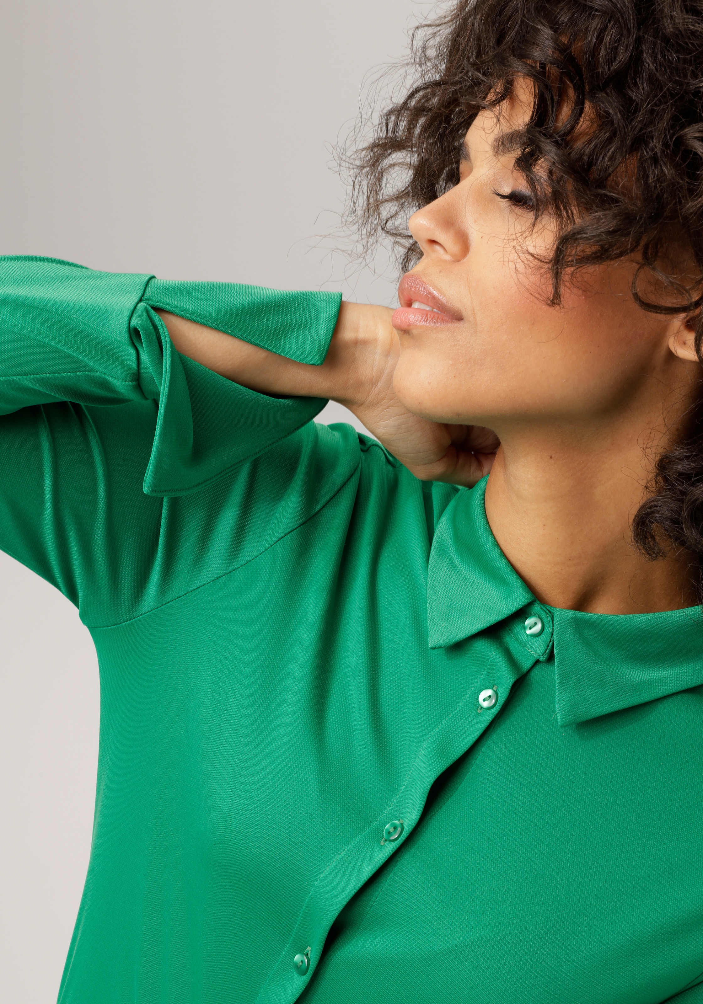 Aniston CASUAL Hemdbluse, in I\'m | bestellen walking strukturierter Jersey-Crepé-Qualität