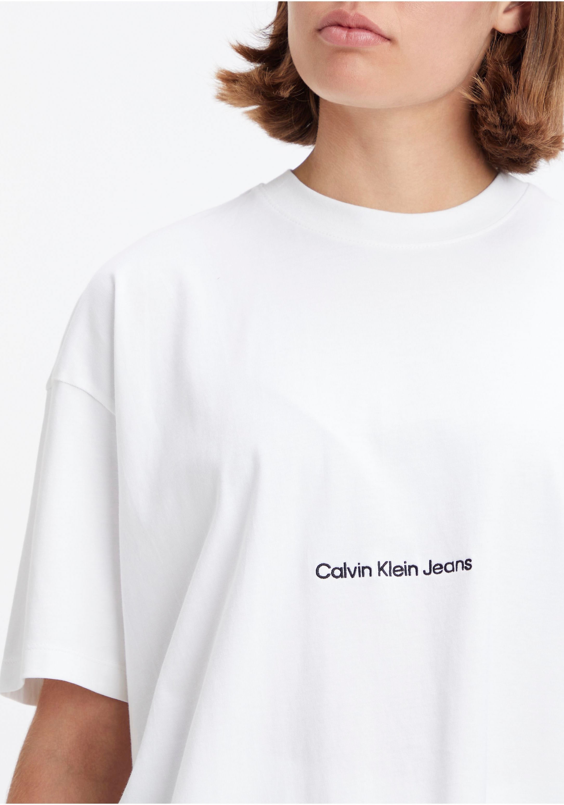I\'m in Calvin Oversized-Passform T-Shirt, Jeans walking | online Klein