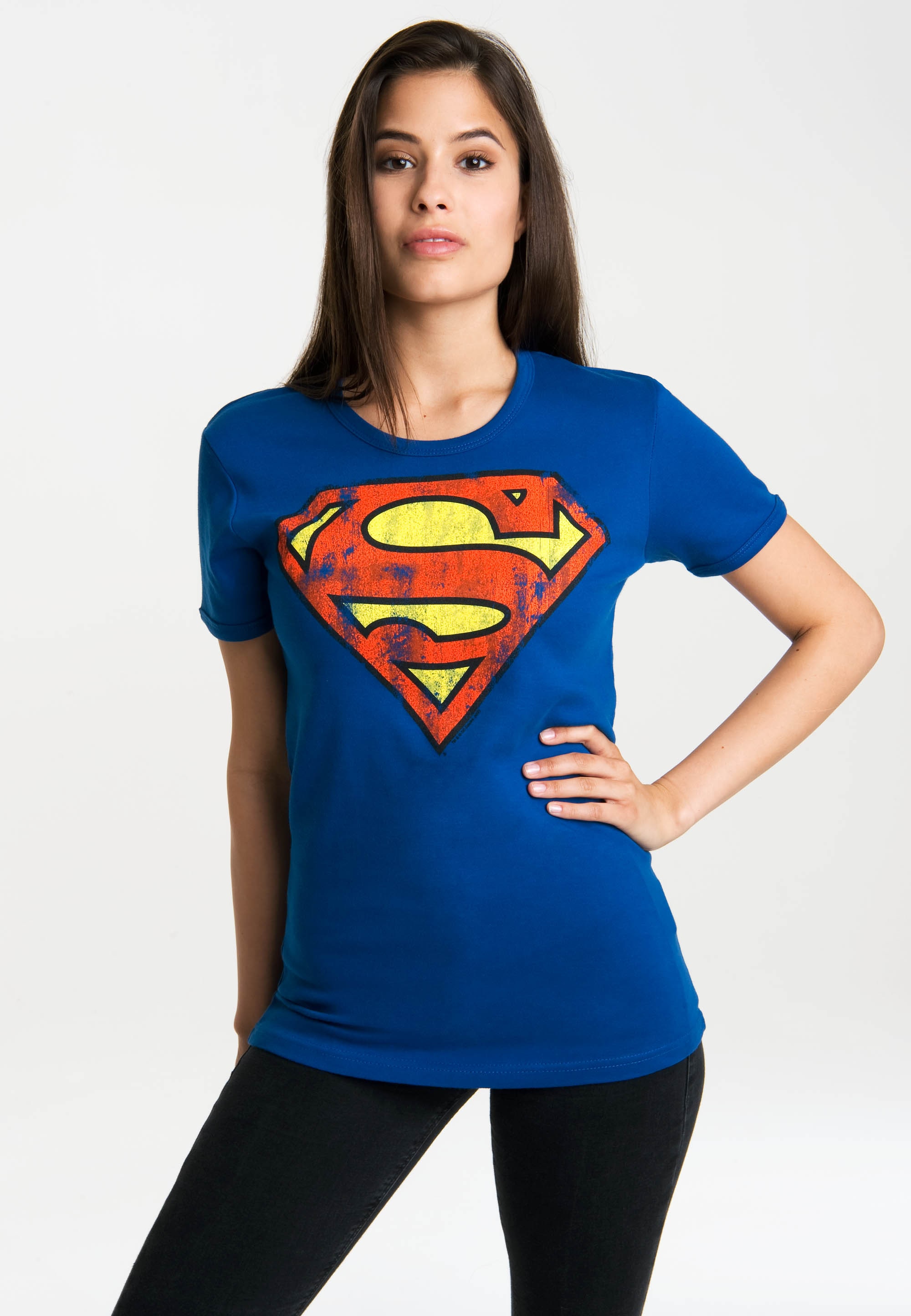 Neue Ware zu günstigen Preisen LOGOSHIRT T-Shirt lizenzierten Originaldesign »Superman-Logo«, mit online