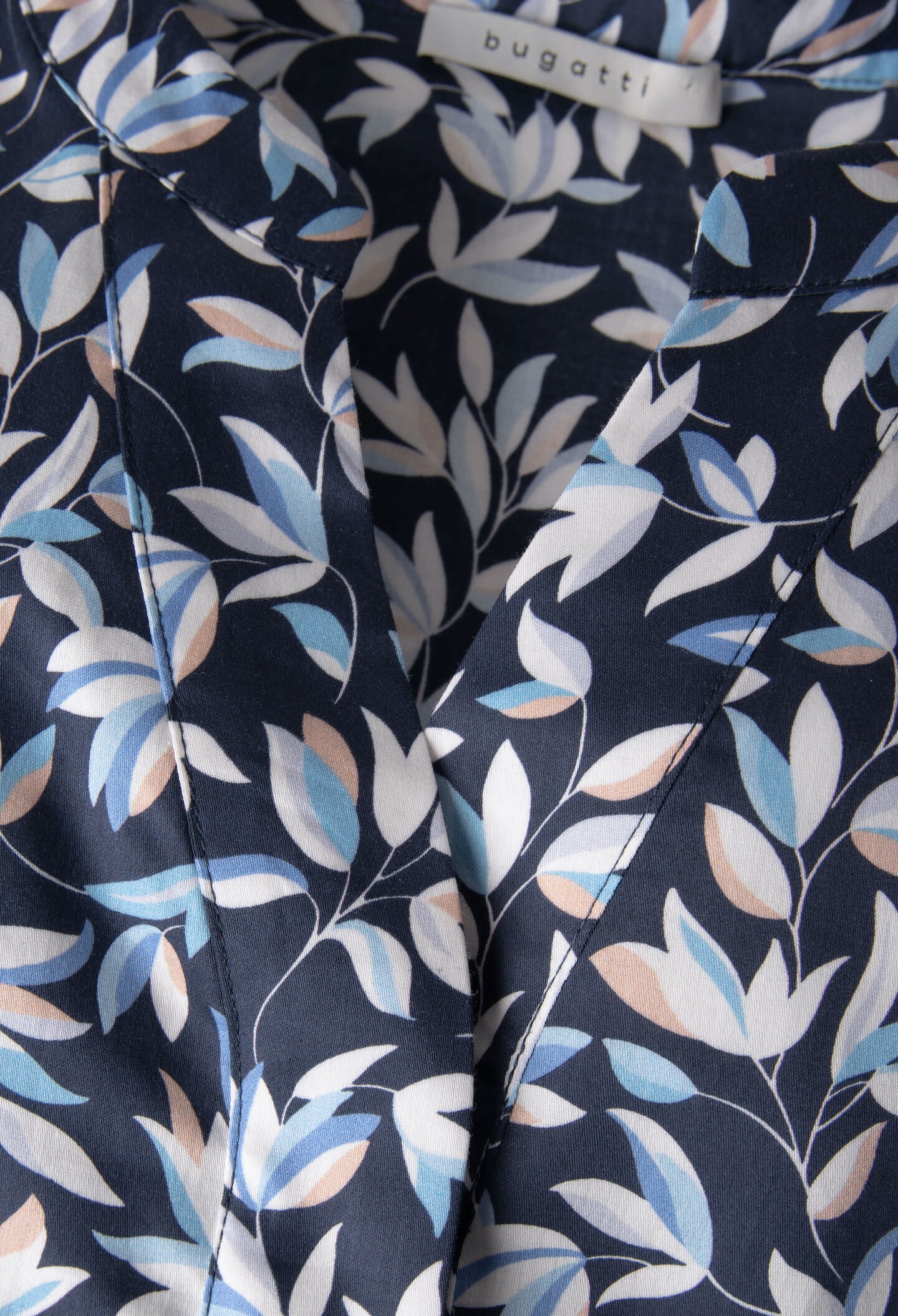 bugatti Blusenkleid mit Muster floralem