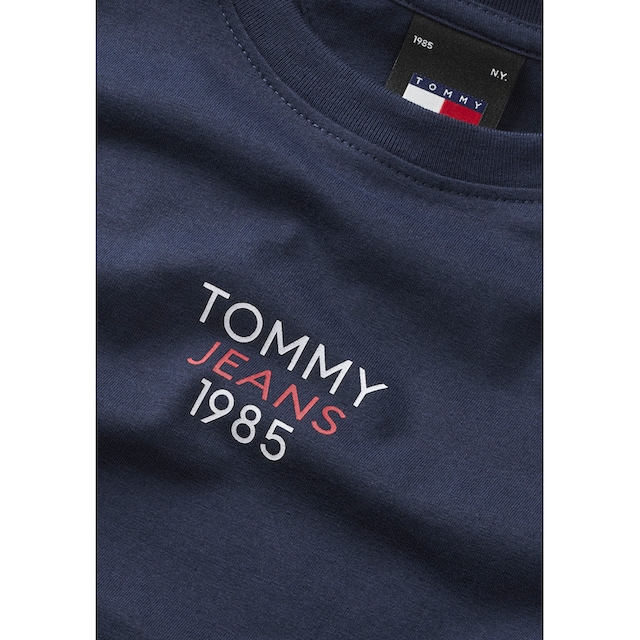 Tommy Jeans Langarmshirt »Slim Fit Essential Logo Longsleeve Shirt«, mit  Logoschriftzug bestellen | I\'m walking