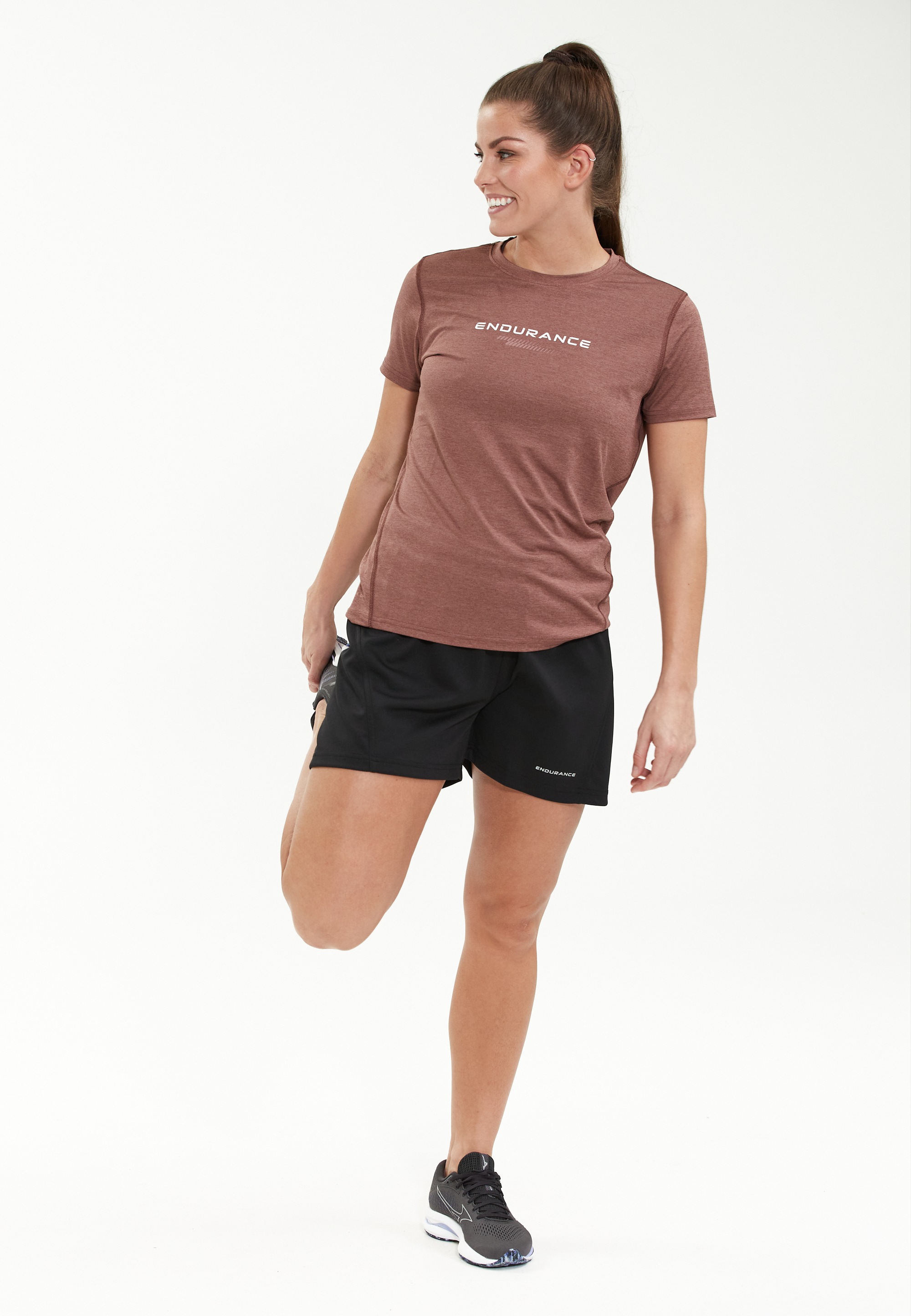 ENDURANCE Shorts »Carnew«, aus leichtem Mesh-Funktionsmaterial online  kaufen | I\'m walking | Jogginghosen