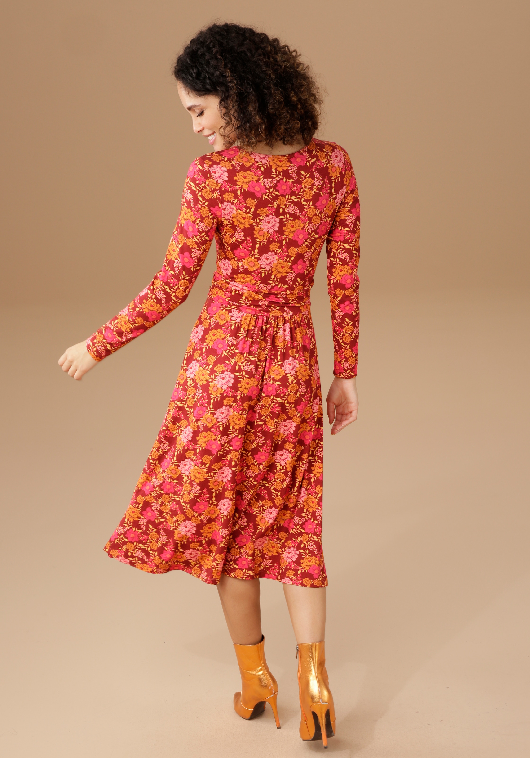 Aniston CASUAL mit shoppen Jerseykleid, Blumendruck romantischem