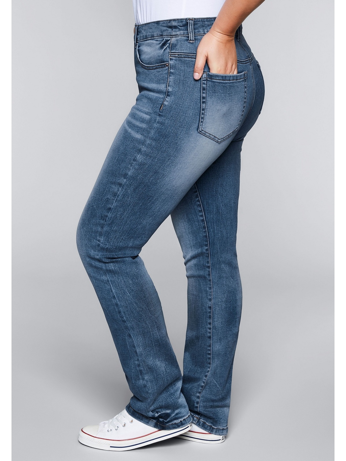 Ein toller Ausverkauf ist im Gange! Sheego Gerade Größen«, bestellen Jeans mit »Große Bodyforming-Effekt