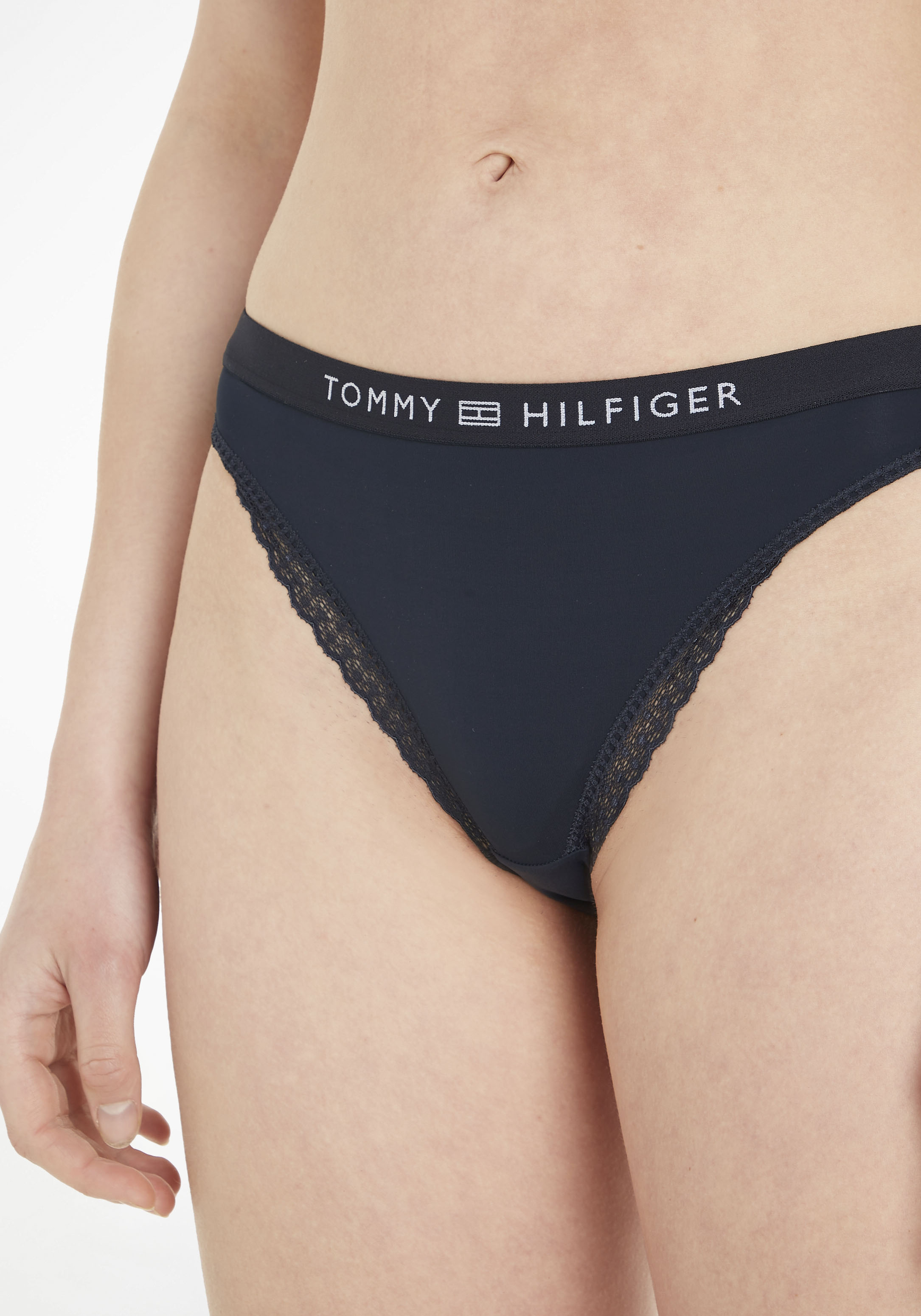 Tommy Hilfiger Underwear Slip BIKINI, mit Tommy Hilfiger Markenlabel