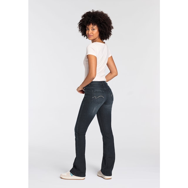 KangaROOS 5-Pocket-Jeans, BOOT CUT -NEUE KOLLEKTION online kaufen | I'm  walking