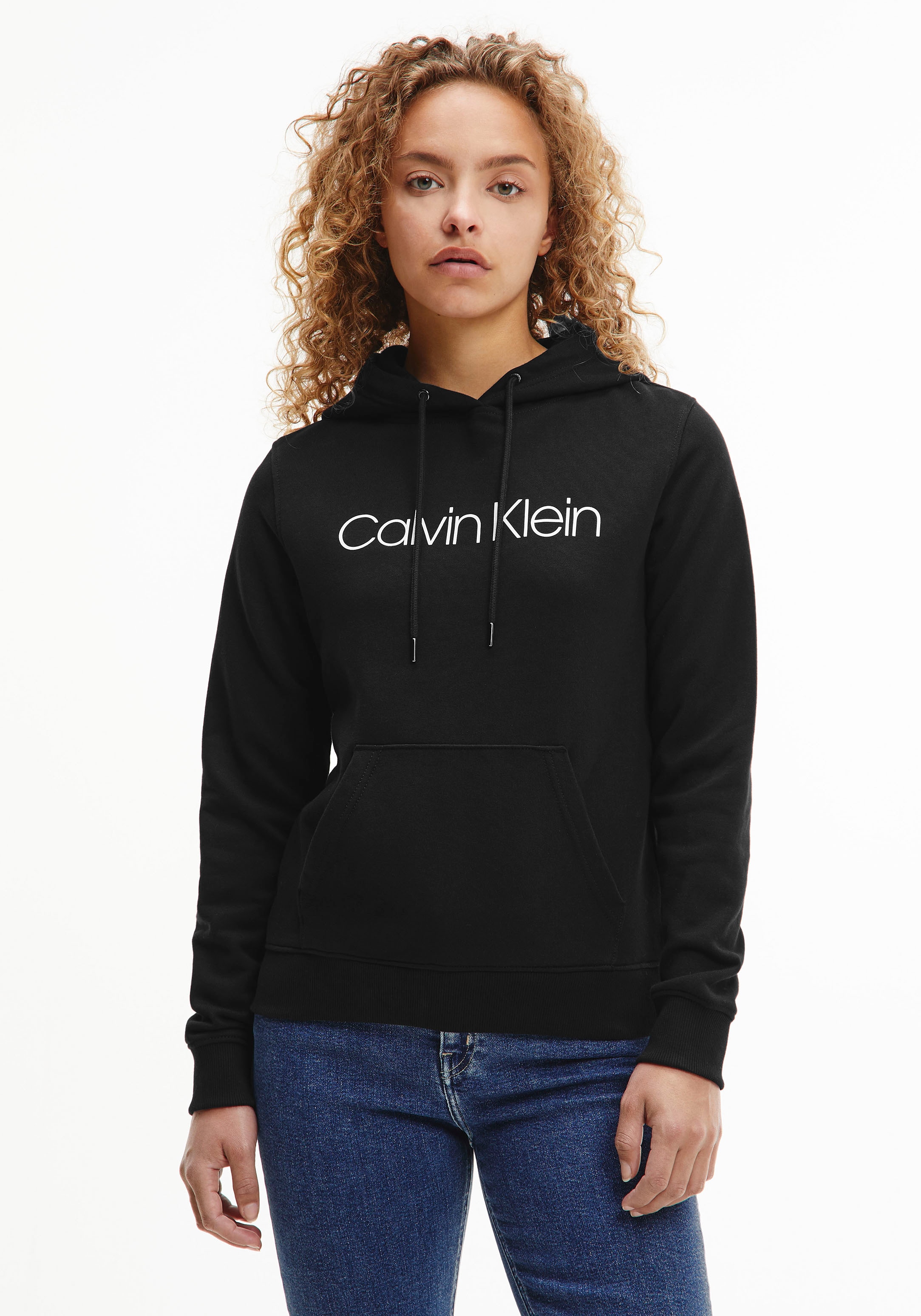 mit »LS tlg.), walking Kapuzensweatshirt großem Klein (1 I\'m bestellen HOODIE«, CORE Klein Calvin Logo-Schriftzug LOGO Calvin |