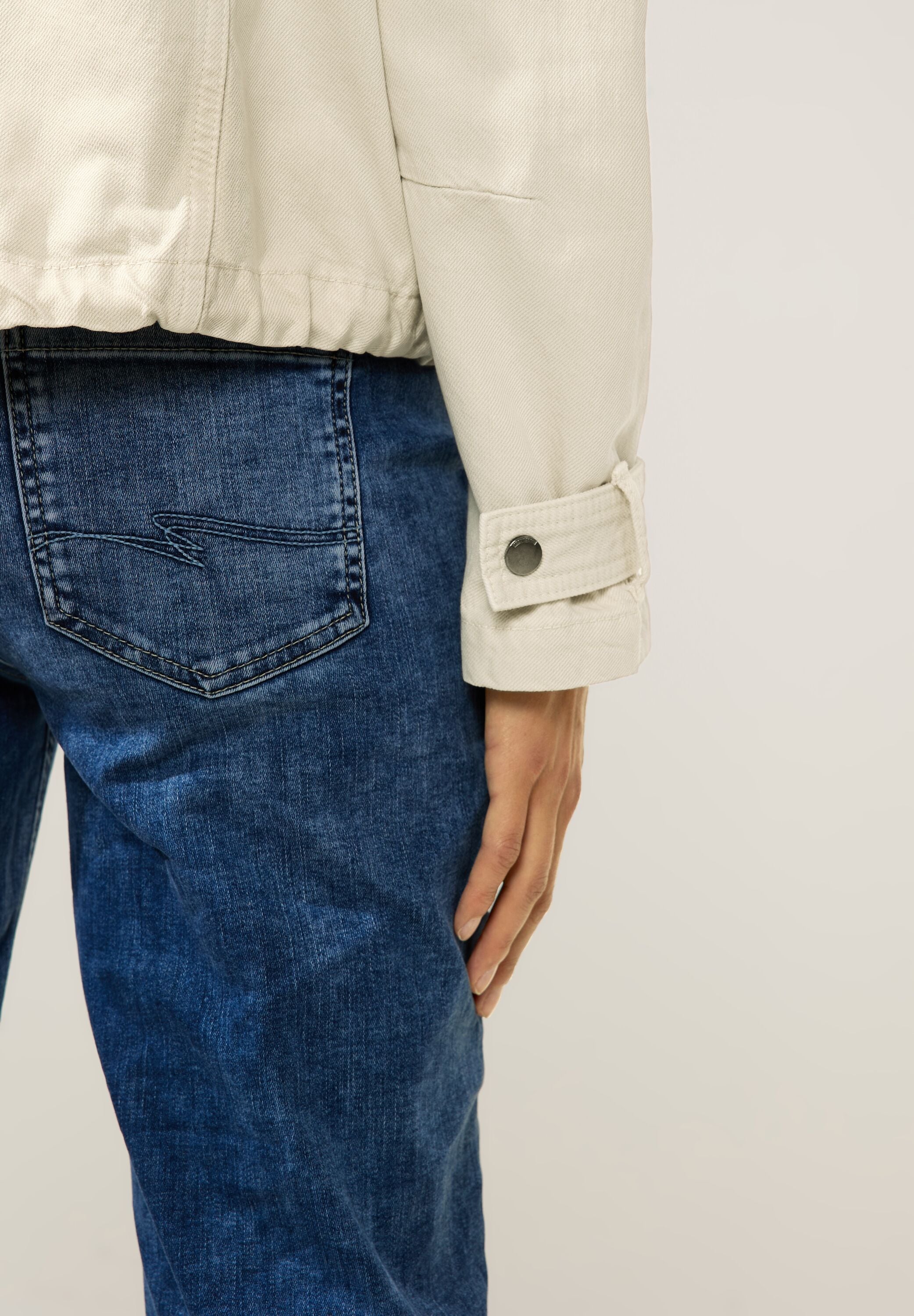 STREET ONE Jeansjacke, mit Kapuze, aus softem Materialmix kaufen