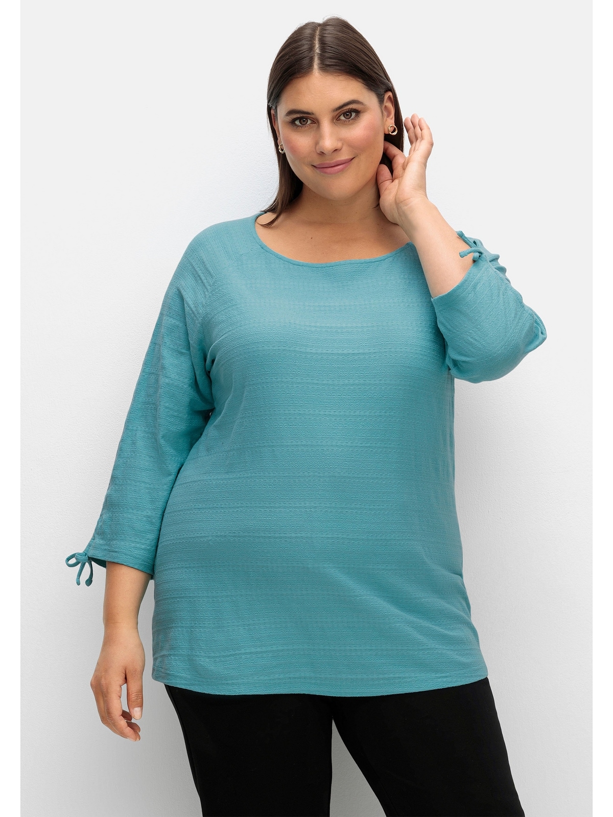 Sheego 3/4-Arm-Shirt »Große Größen«, mit raffbaren Raglanärmeln, leicht  tailliert online kaufen | I\'m walking | V-Shirts