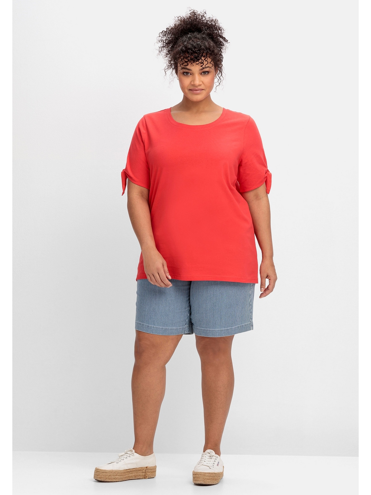 T-Shirt Sheego Größen«, mit kaufen walking am Knotendetail I\'m »Große Ärmelsaum |