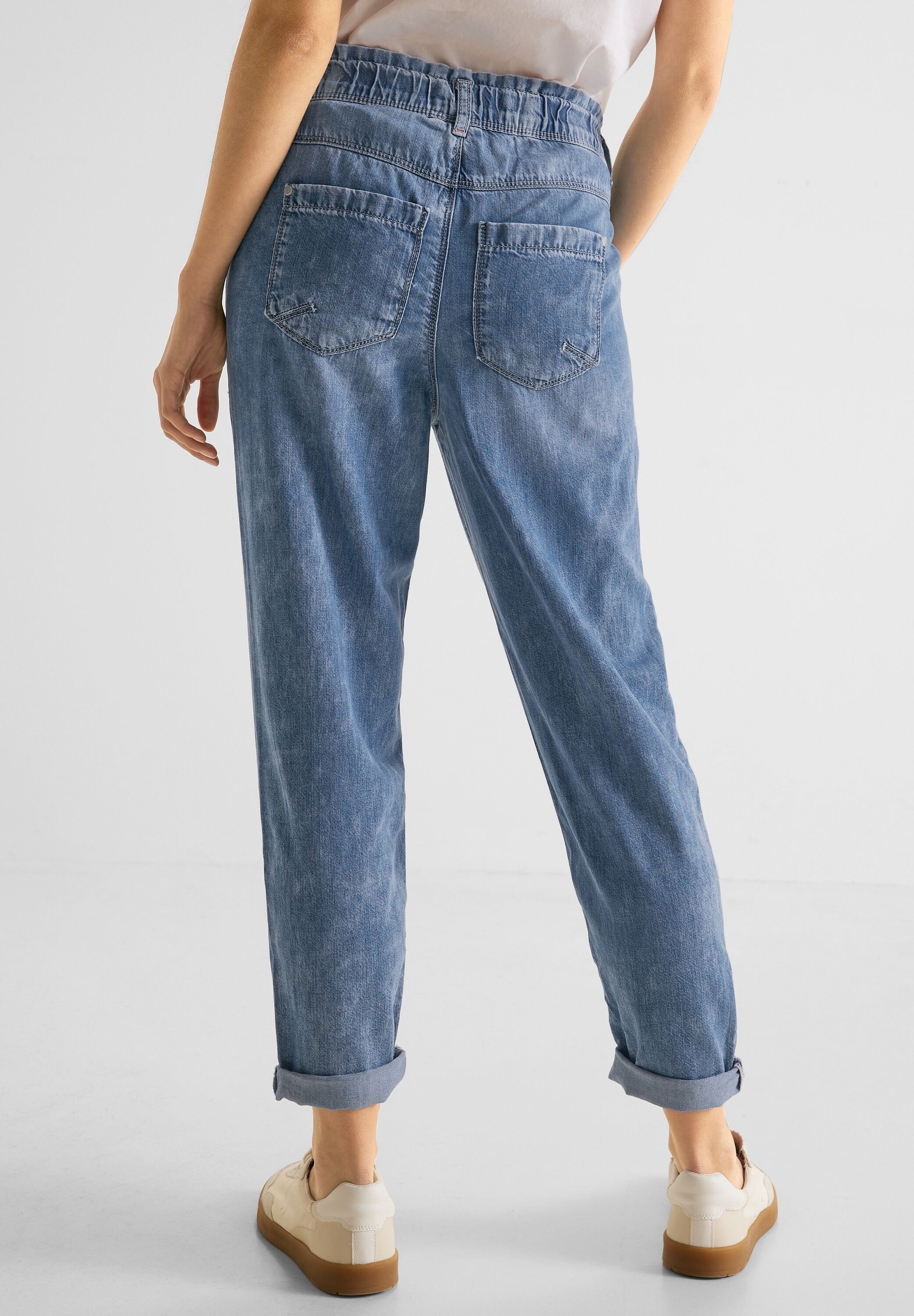 Loose-fit-Jeans, mit STREET Elastikbund shoppen ONE