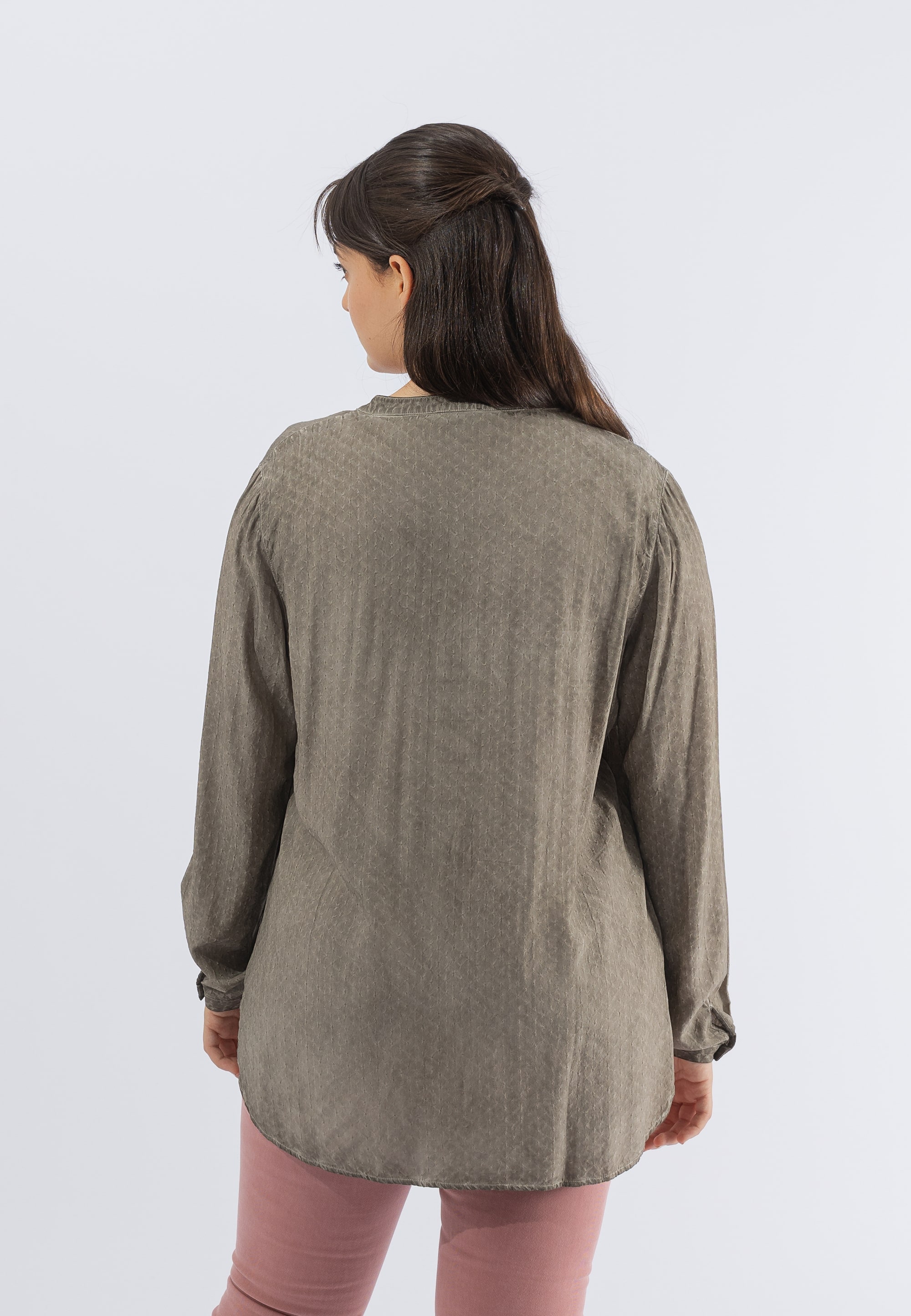 October Klassische Bluse, mit modischem Tunika-Ausschnitt online kaufen |  I\'m walking