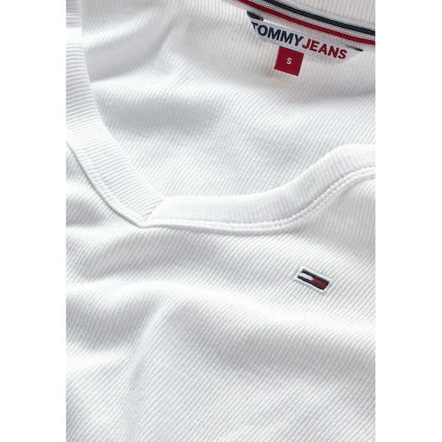 Tommy Jeans Langarmshirt »TJW BBY CRP ESSENTIAL RIB V LS«, mit gesticktem  Tommy Jeans Logo-Flag kaufen